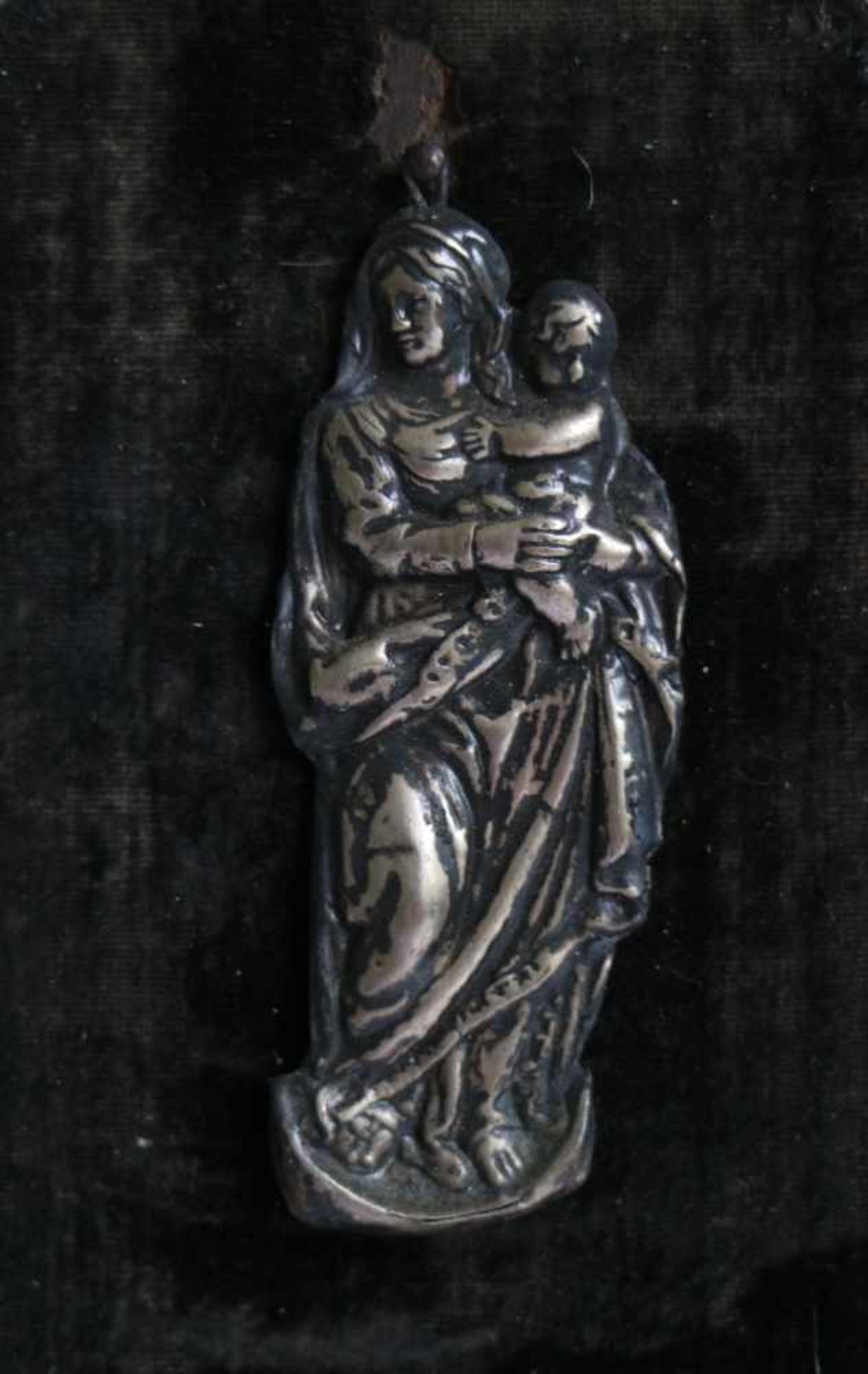 Wooden saint's head + silver Madonna Wooden saint's head + silver Madonna H 18 en 8 cm - Bild 2 aus 6