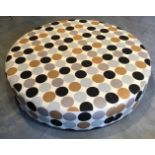 Pouf B&B Italy Antonio Citterio model Harry dia 160 cm