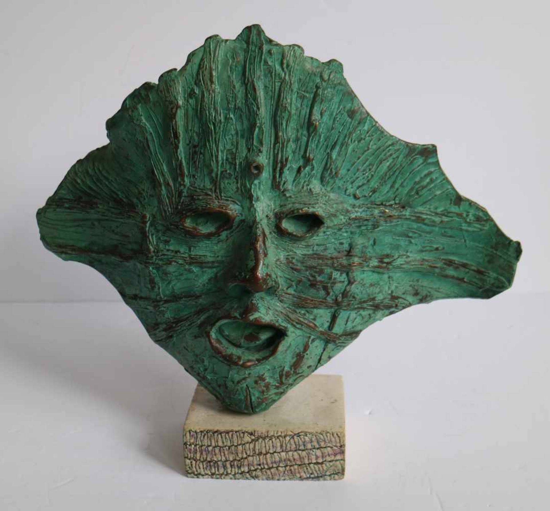 Etienne HELLEN (1937) bronze Untitled on ceramic base H 32 B 38,5 cm