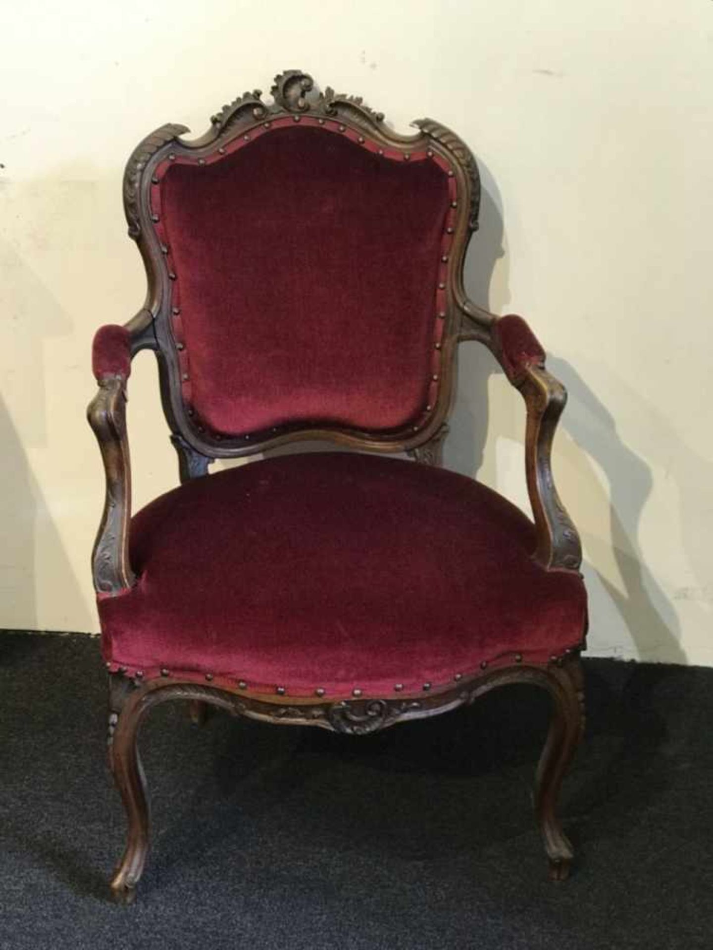 Louis Philippe armchair and chair with red velvet - Bild 3 aus 3