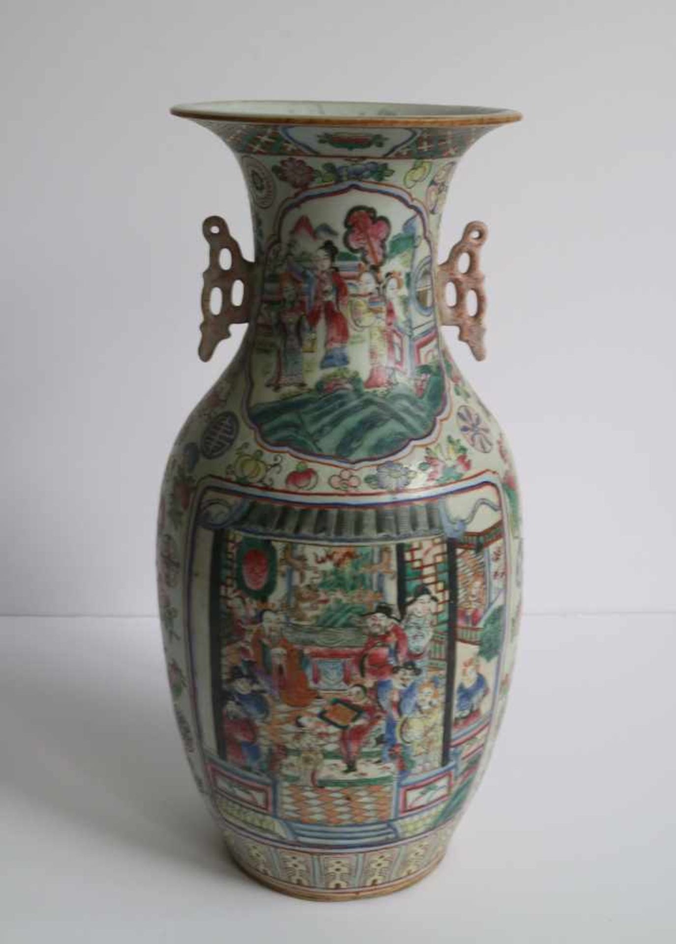 Chinese porcelain Nankin vase, vase around 1900 and vase 20th century H 33,5, 42,5 en 43 cm - Bild 11 aus 13