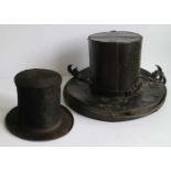 Hat box Postiljion 18th century hat box in leather of a Postiljion with 19th century hat dia 46 H