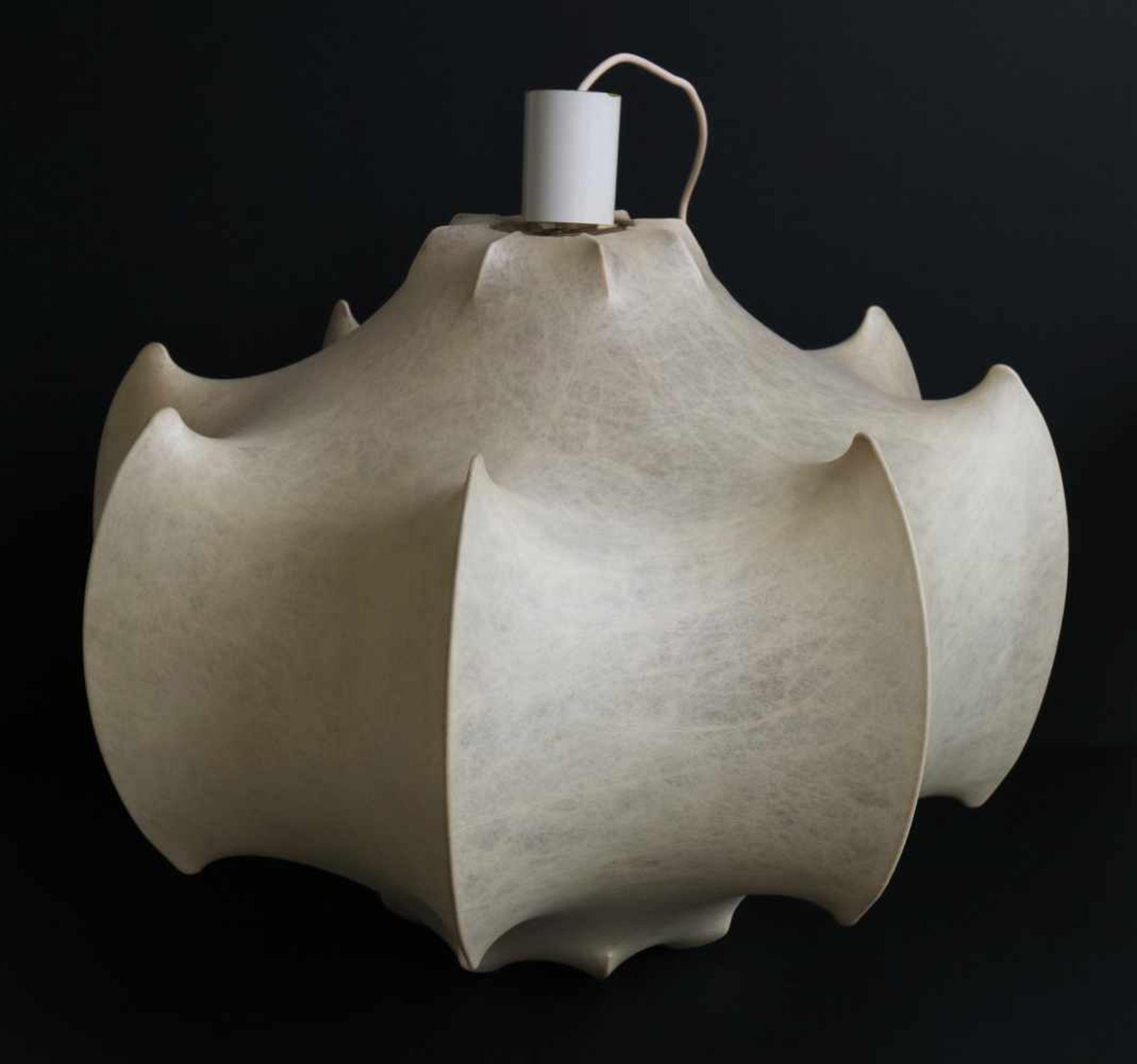 Viscontea 'Cocoon Lamp Achille & Pier Giacomo Castiglioni for Flos H 49 dia 68 cm