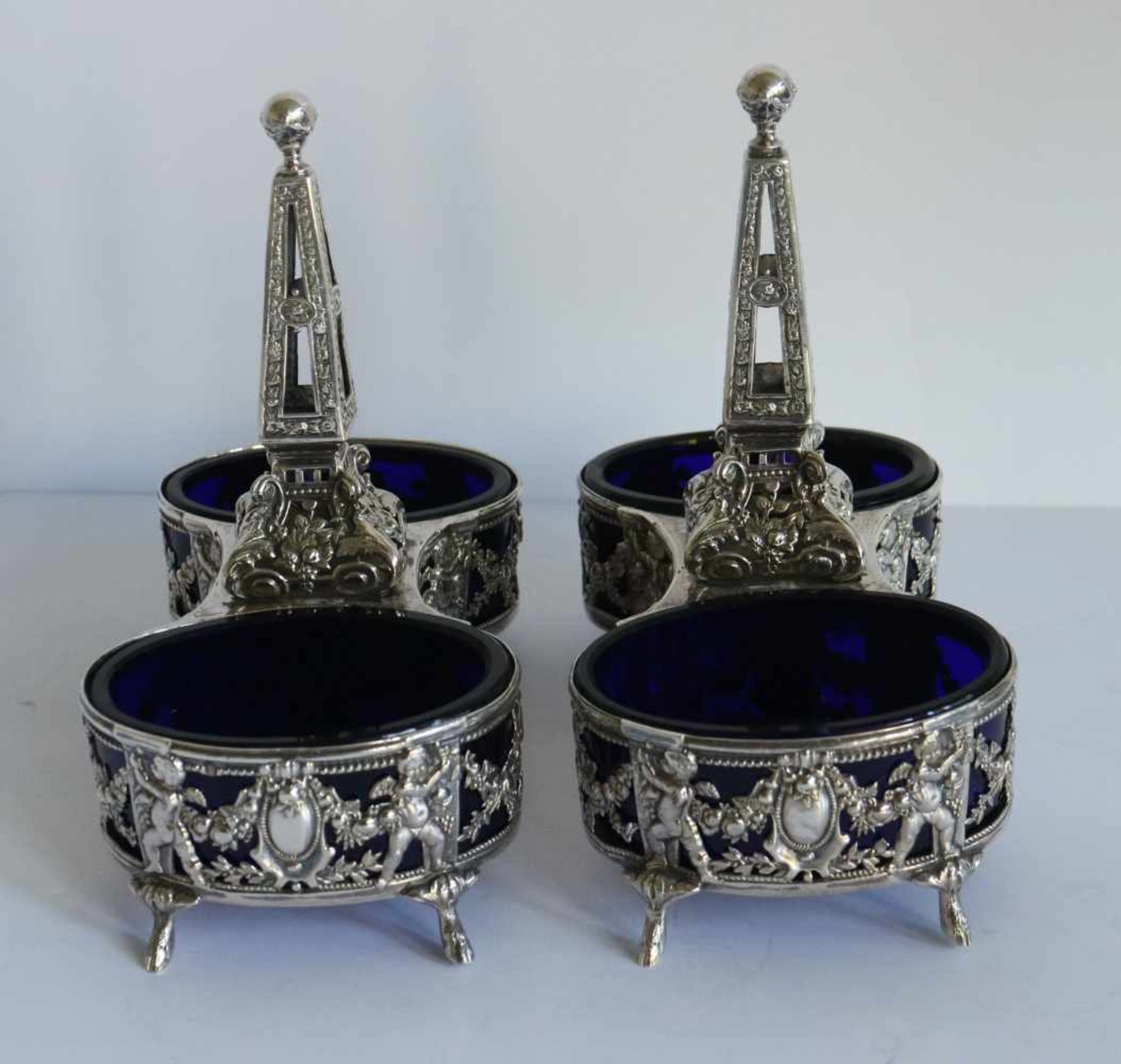 Silver double salt shakers with blue glass, Paris ca 1900 H 14,5 B 15 cm - Bild 4 aus 6