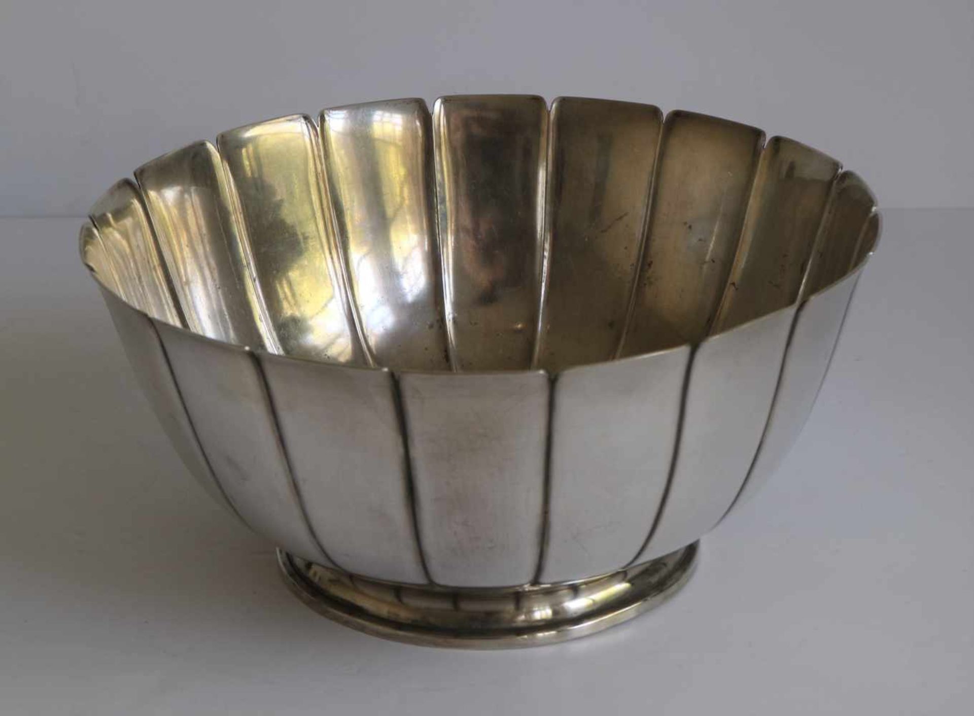 Silver fruit bowl Sterling, English, weight 1100 grams H 12 dia 25,5 cm