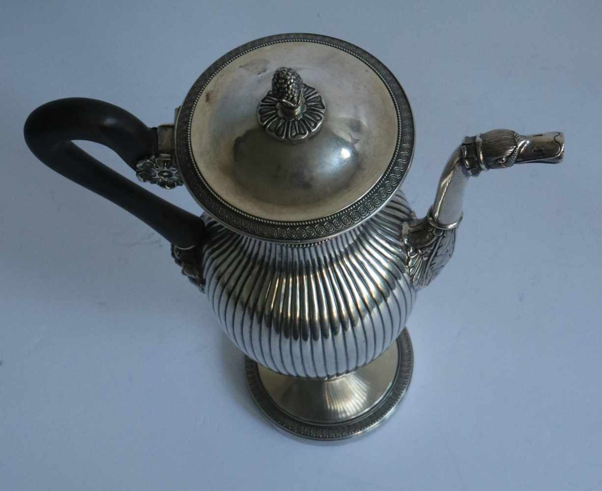 Silver coffee pot Brussels, after Dutalis model, 2nd quarter of the 19th century H 32,5 cm not - Bild 5 aus 6