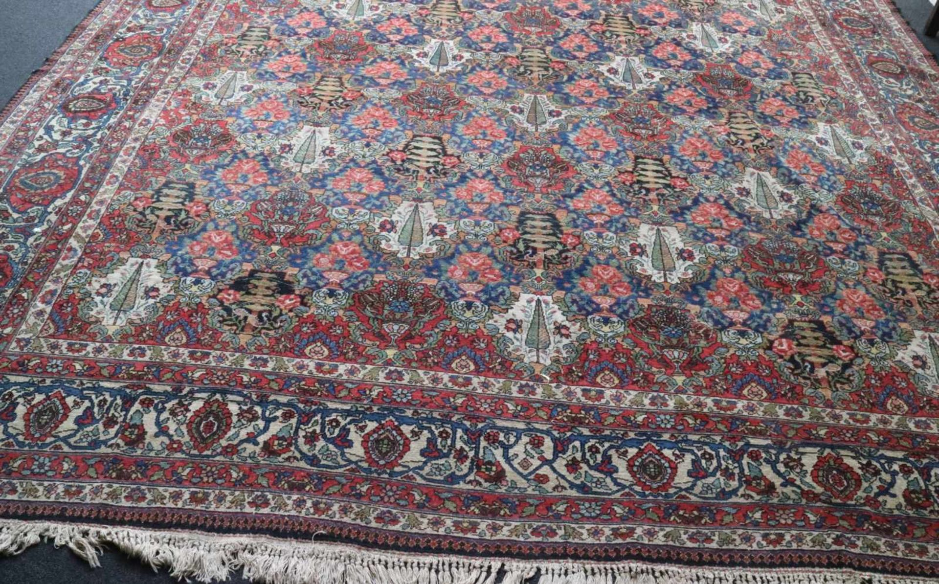 Oriental carpet Oriental carpet 383 x 553 cm