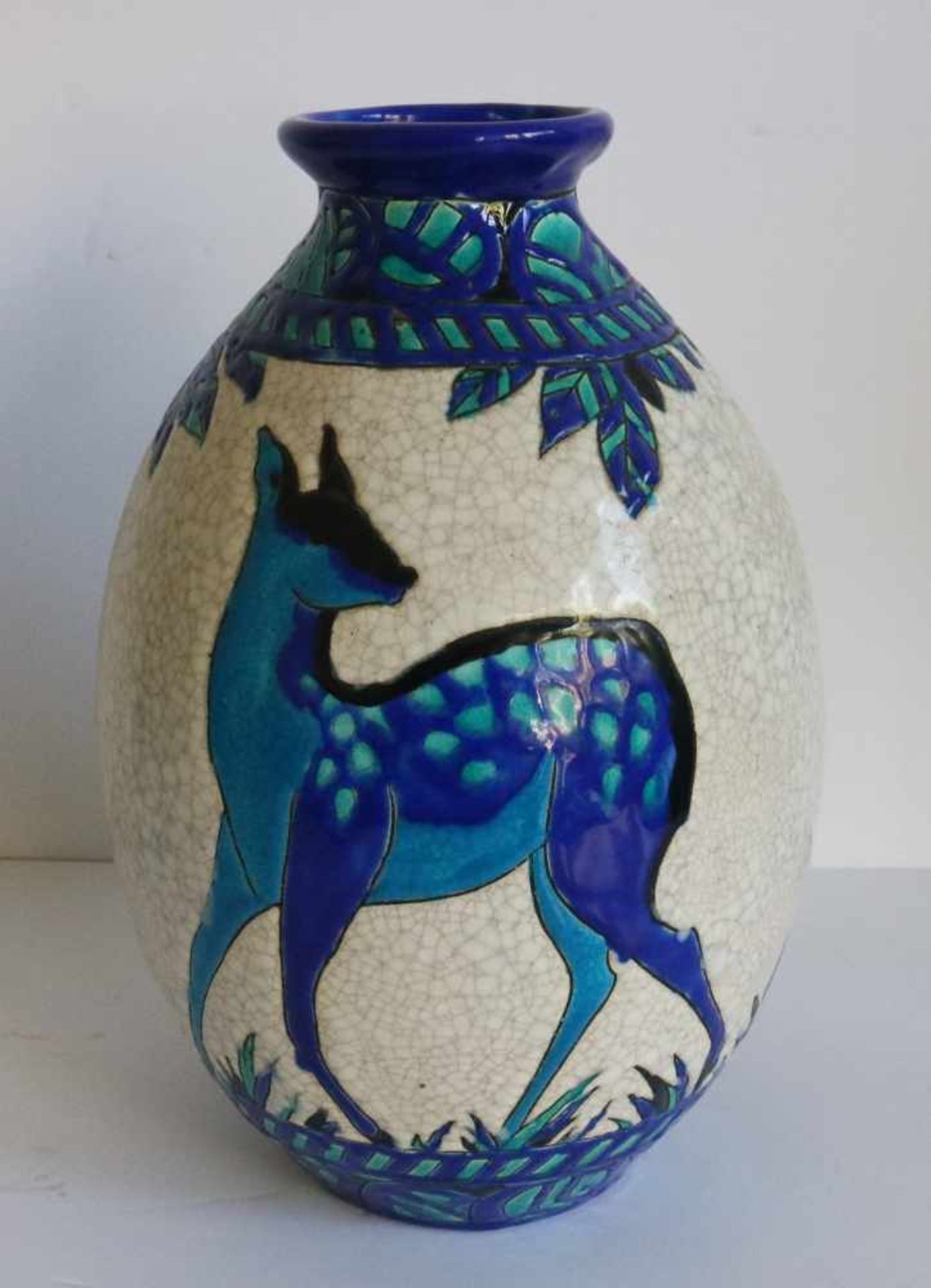 Charles CATTEAU (1880-1966) Boch Keramis vase with fallow deer D 943 D 943, Boch, H 30 cm