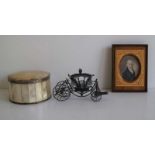 Lot miscellaneous Charles X frame, silver carriage in filigree and box nacré and silver H 6,5 dia