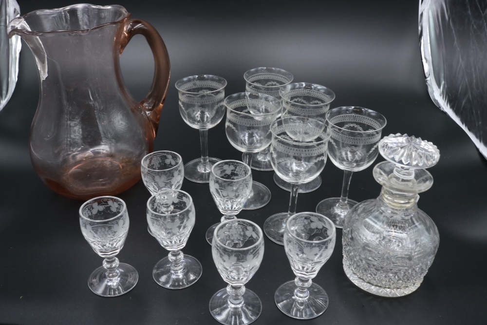 Six Stuart Crystal Sherry Glasses & Six Crystal Wine Glasses - Image 8 of 8