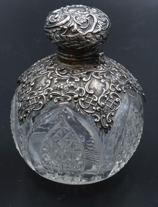 Antique Sterling Silver Cut Glass Scent Perfume Bottle