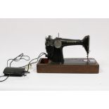 Electric Sewing Maching Singer with Footpedal - Large