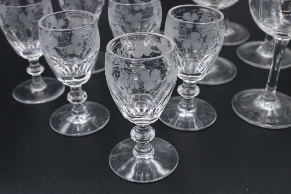 Six Stuart Crystal Sherry Glasses & Six Crystal Wine Glasses - Image 2 of 8