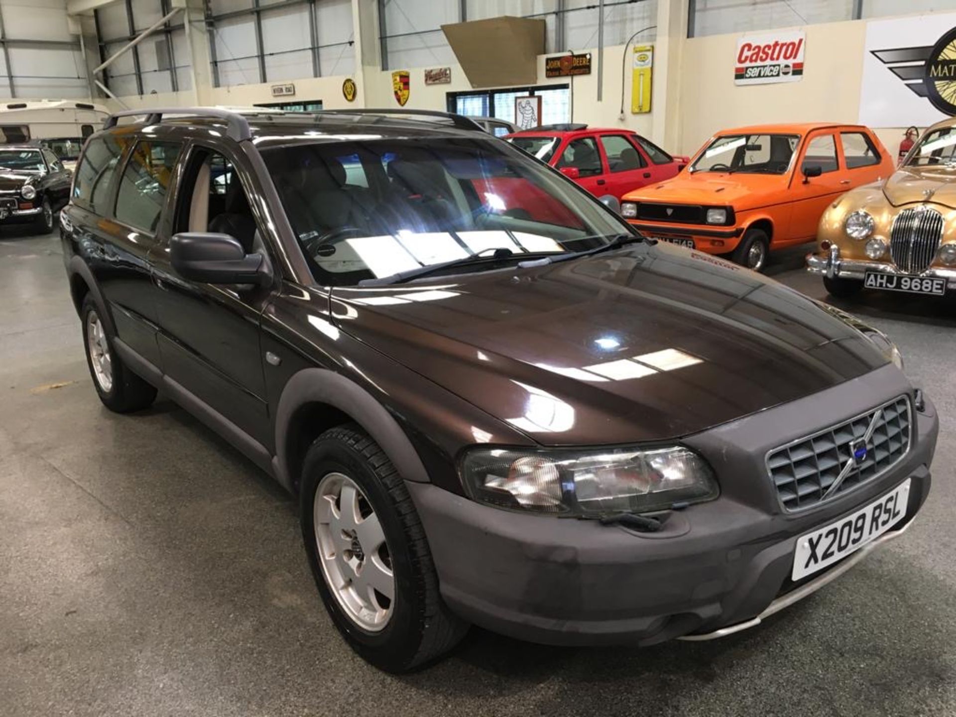 2001 Volvo V70 XC