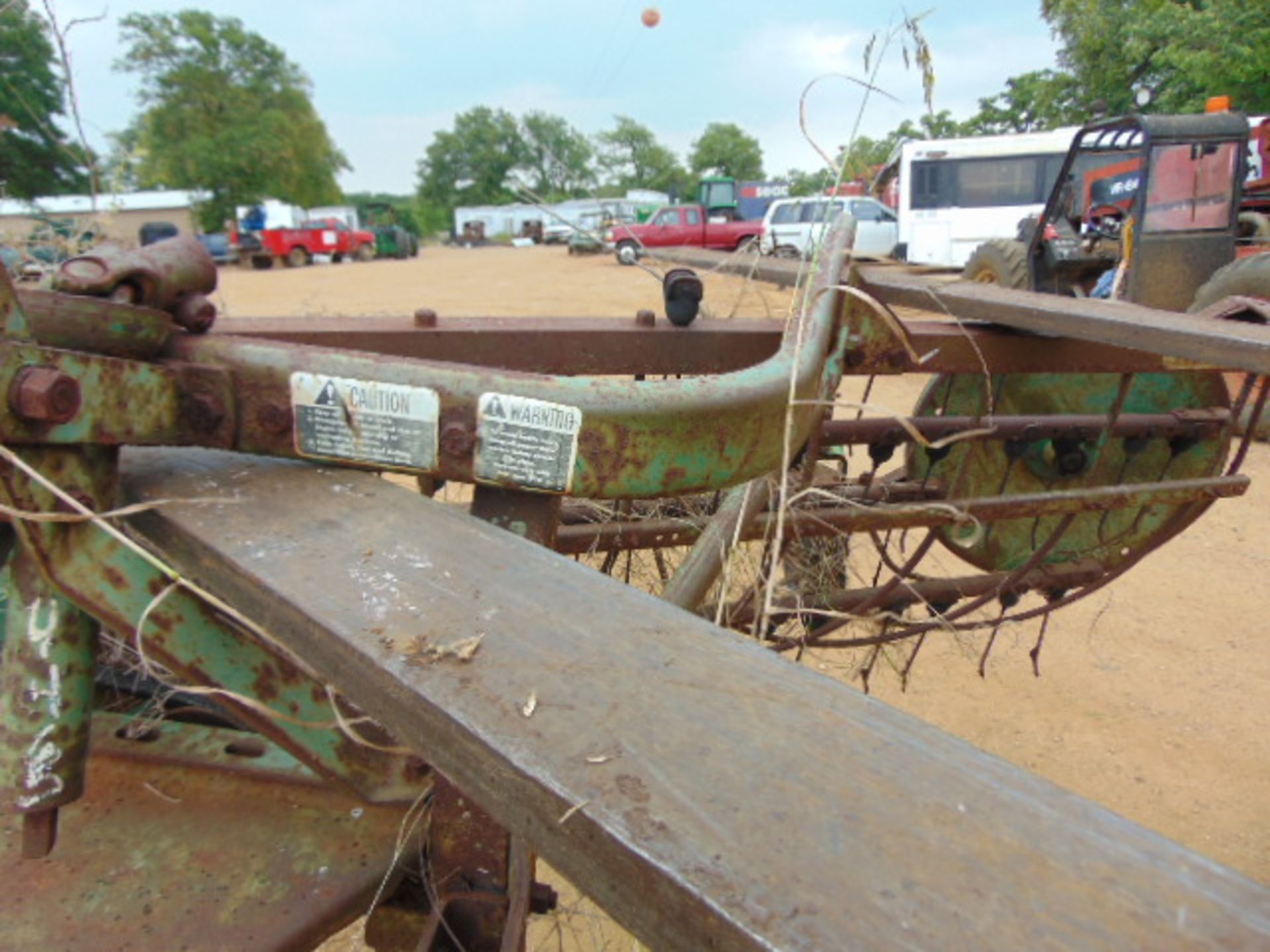 JOHN DEERE HAY RAKE BELT DRIVE PTO - Image 3 of 4