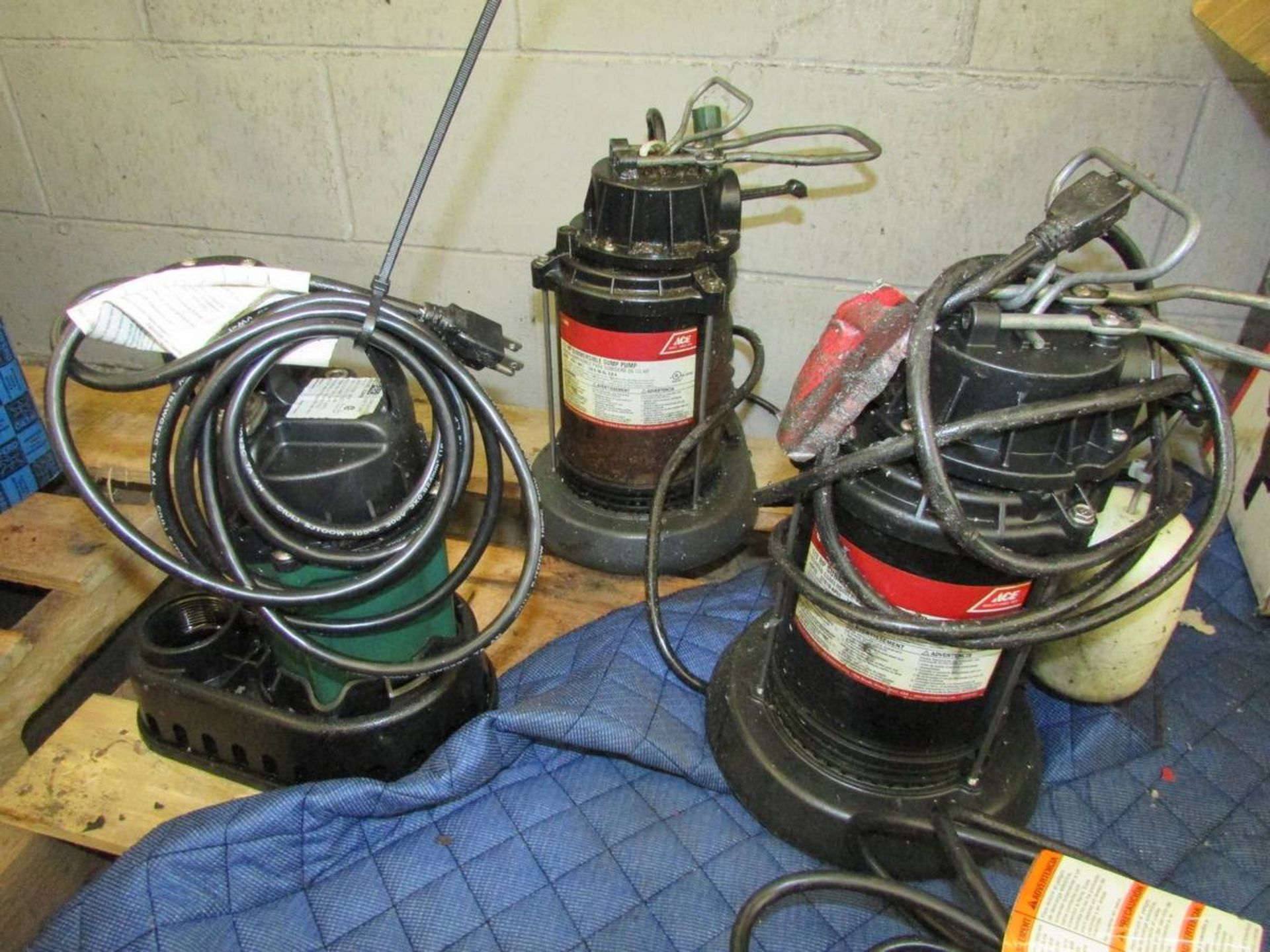 Assorted Submersible Pumps - Image 3 of 5
