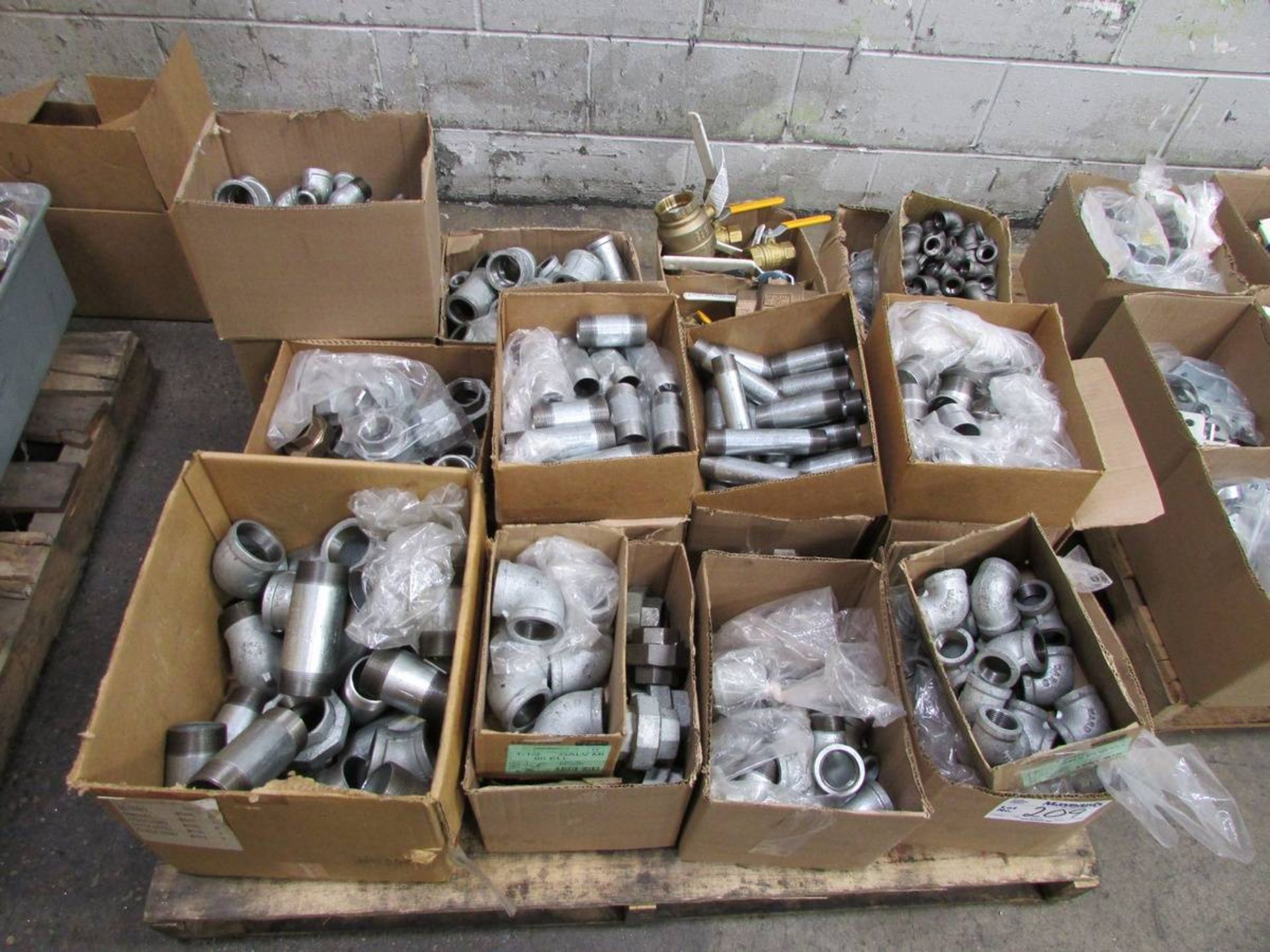 Pallets of Assorted Pipe Fittings - Image 9 of 13