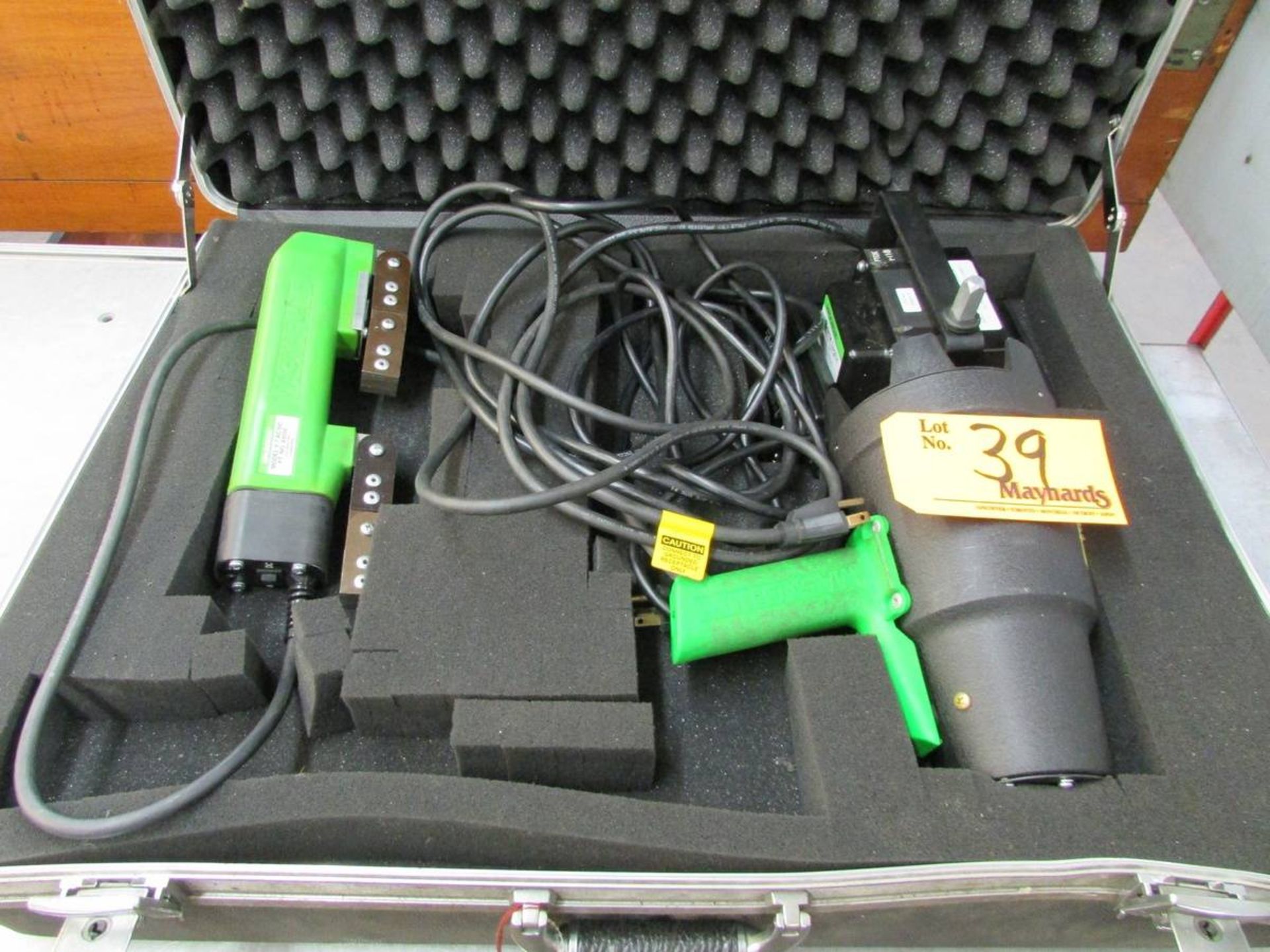 Magnaflux Y-7 AC/DC Magnetic Particle Inspection Unit