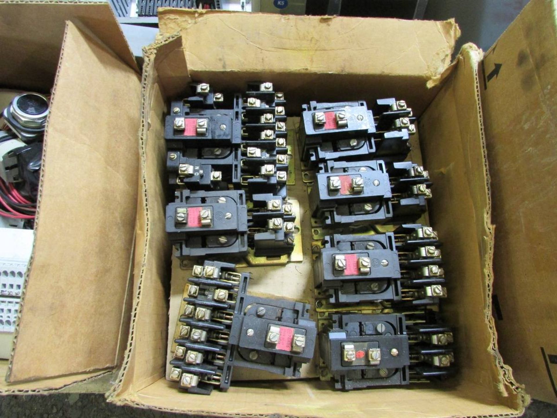 Pallets of Assorted Electric Spare Parts - Image 10 of 14