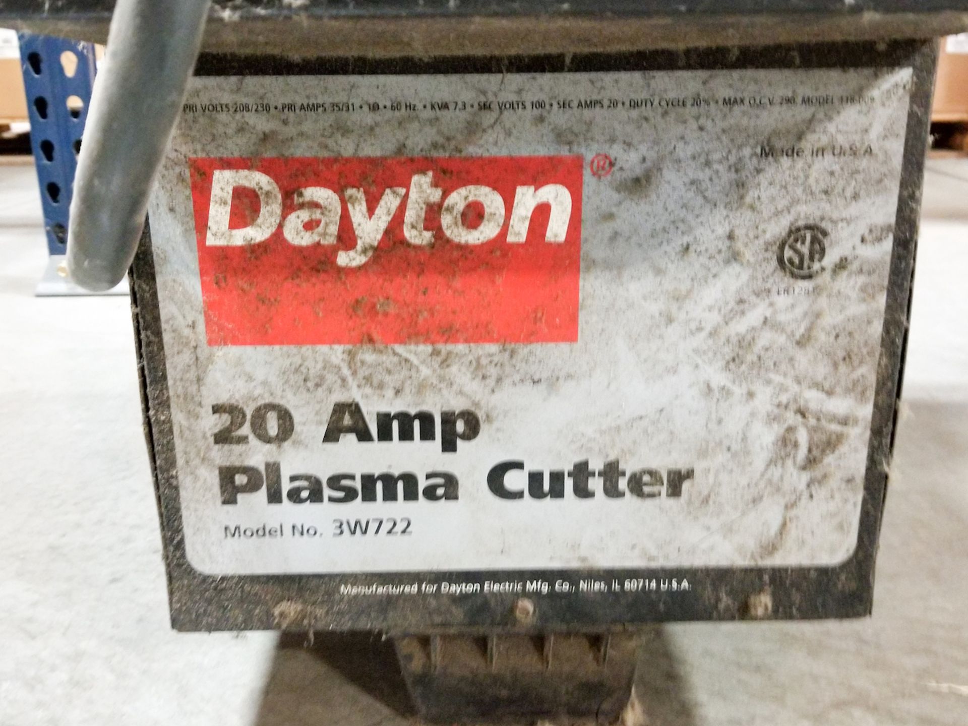 Dayton Model 3W722 Plasma Cutter 20A - Image 2 of 3