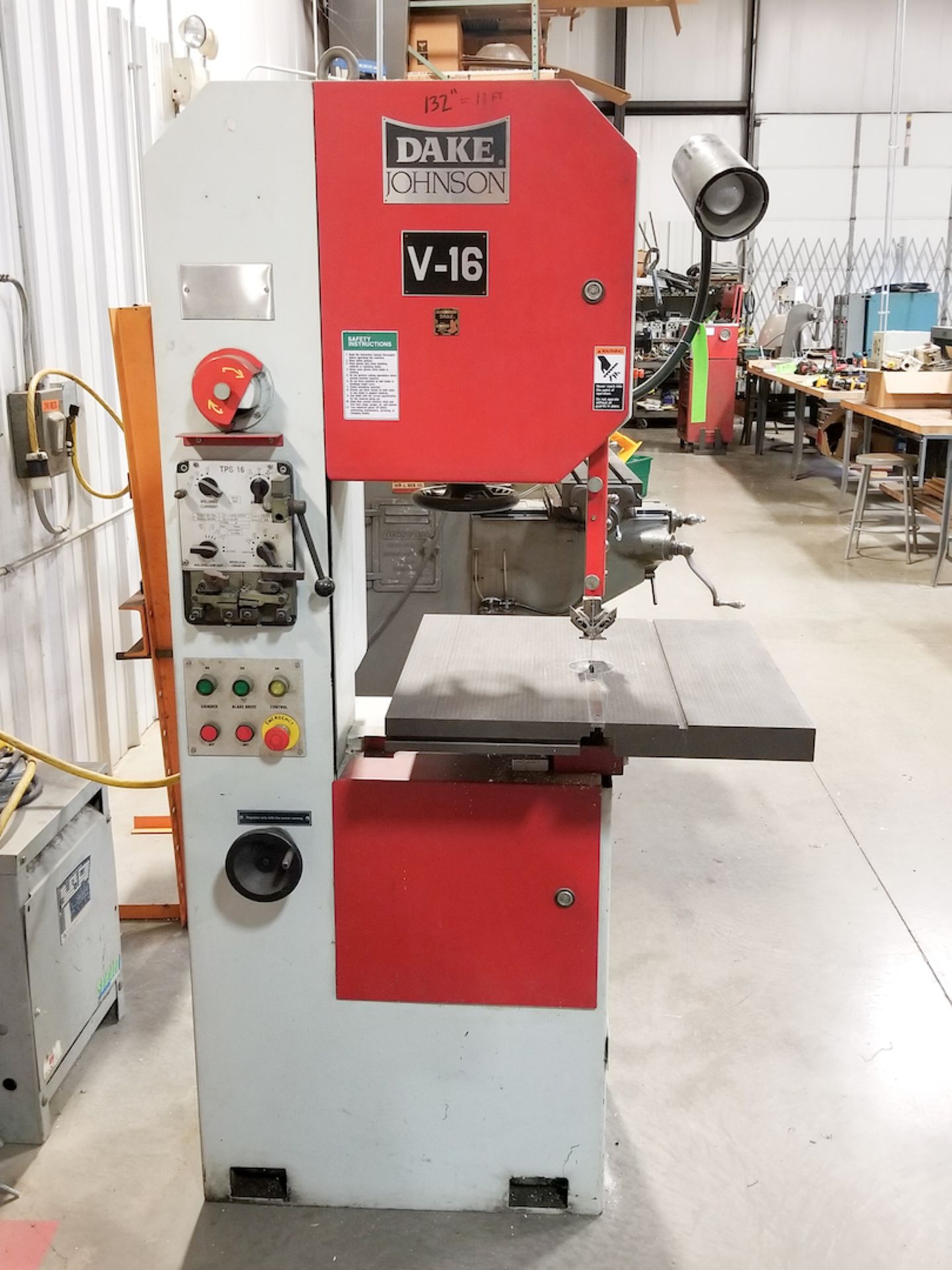 Dake Johnson V-16 Vertical Band Saw - Image 2 of 5