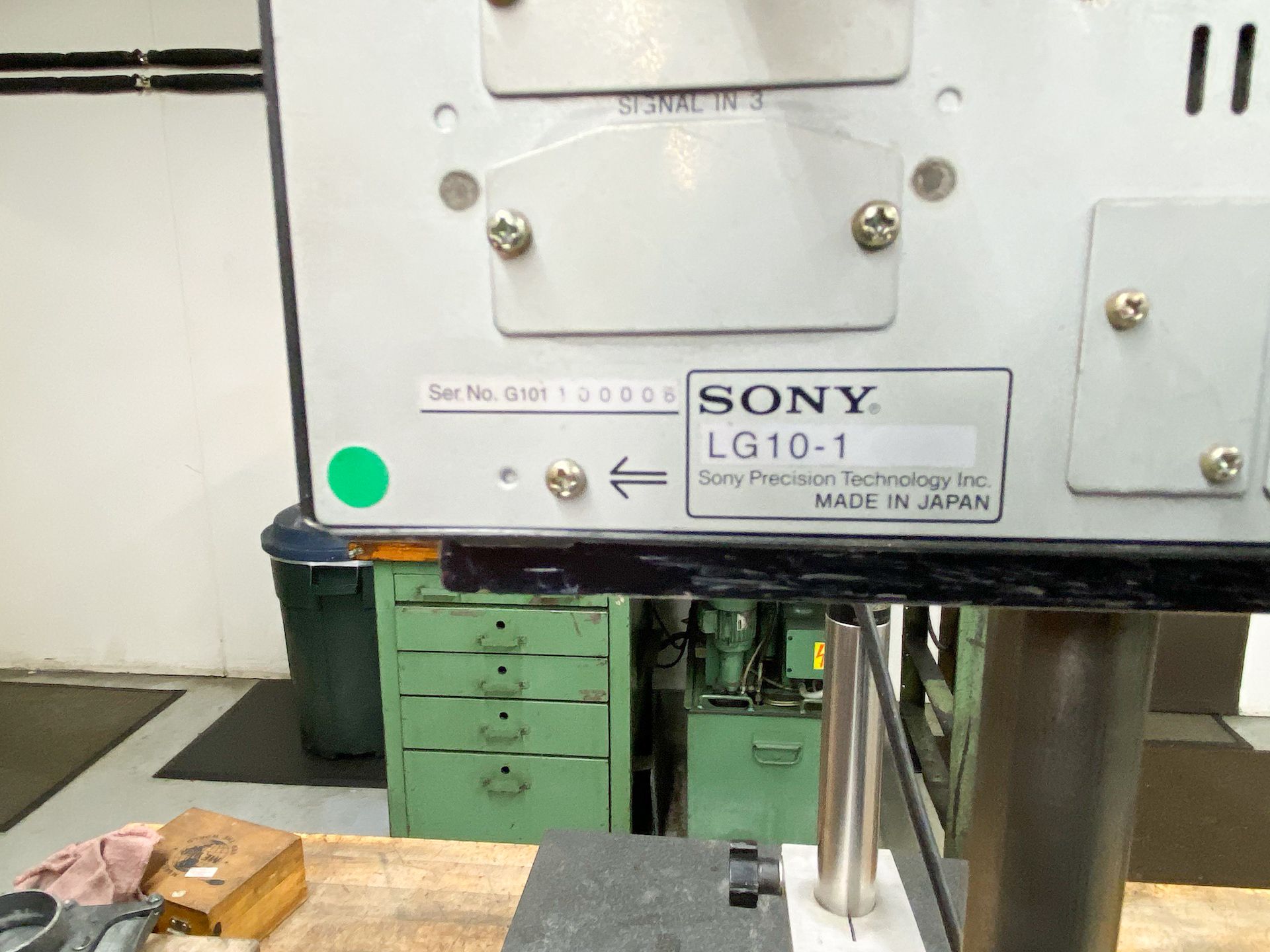 Sony Height Guage with Surface Plate & DRO's - Image 7 of 7