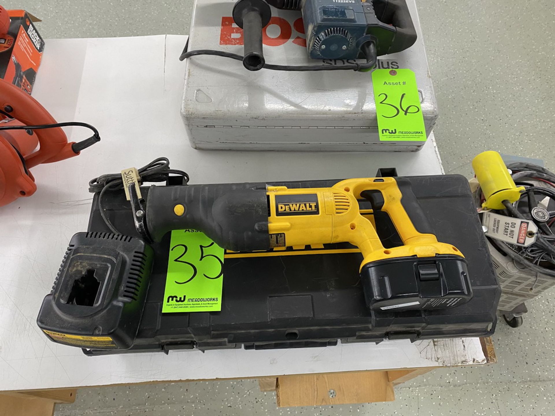 DeWalt Variable Speed Reciprocating Saw 18v with Batteries, Charger, and Carrying Case - Image 2 of 2