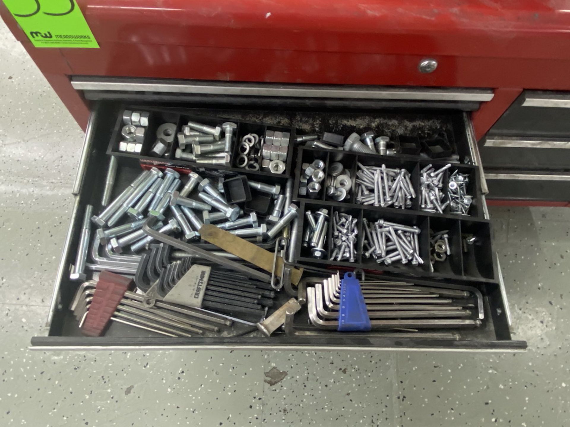 Craftsman 40" x 16" Tool Box & Contents Incl Screwdrivers, Hex Key Wrenches, Nuts, Screws & Bolts - Image 4 of 8