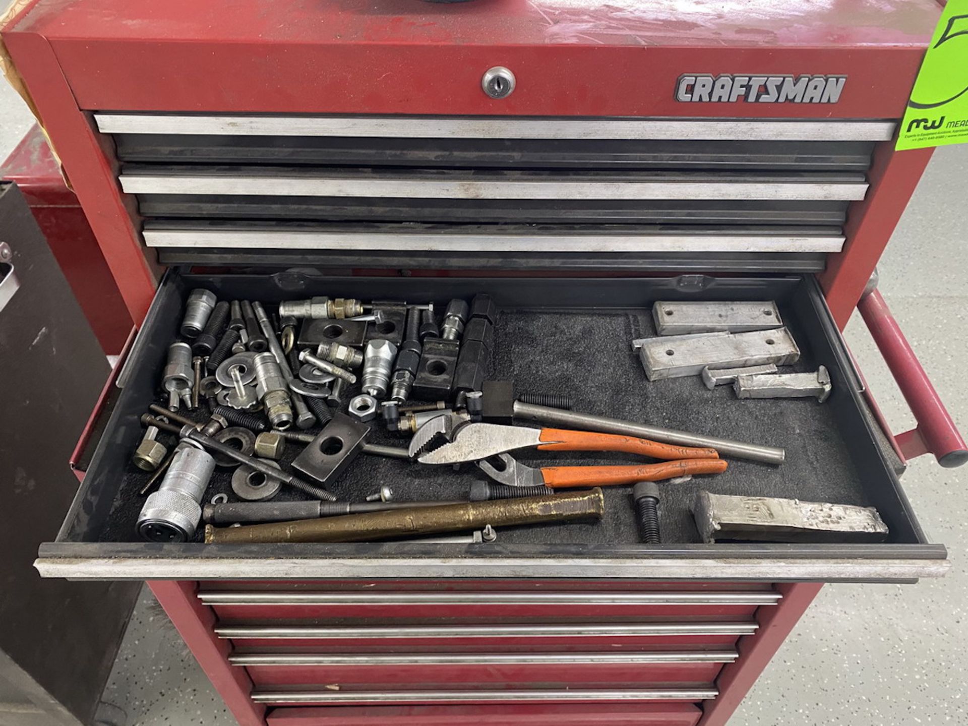 Craftsman 27" x 18" Tool Box with Contents incl. Screwdrivers, Rubber Hammers, and Wrenches - Image 6 of 11