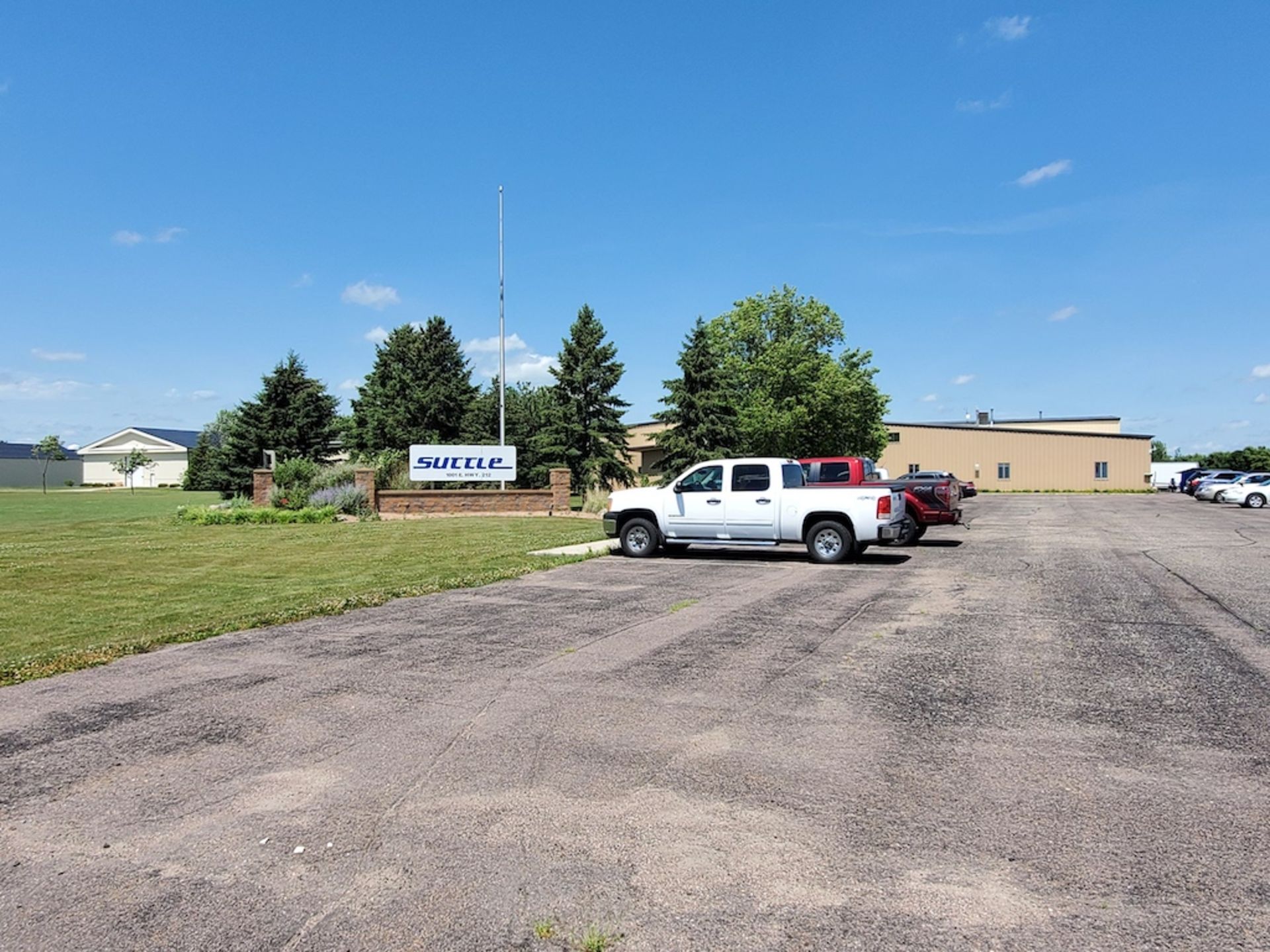 Real Estate - (3) Buildings, 85,550 Total sq./ft. on 12.75 Acres - Image 3 of 25