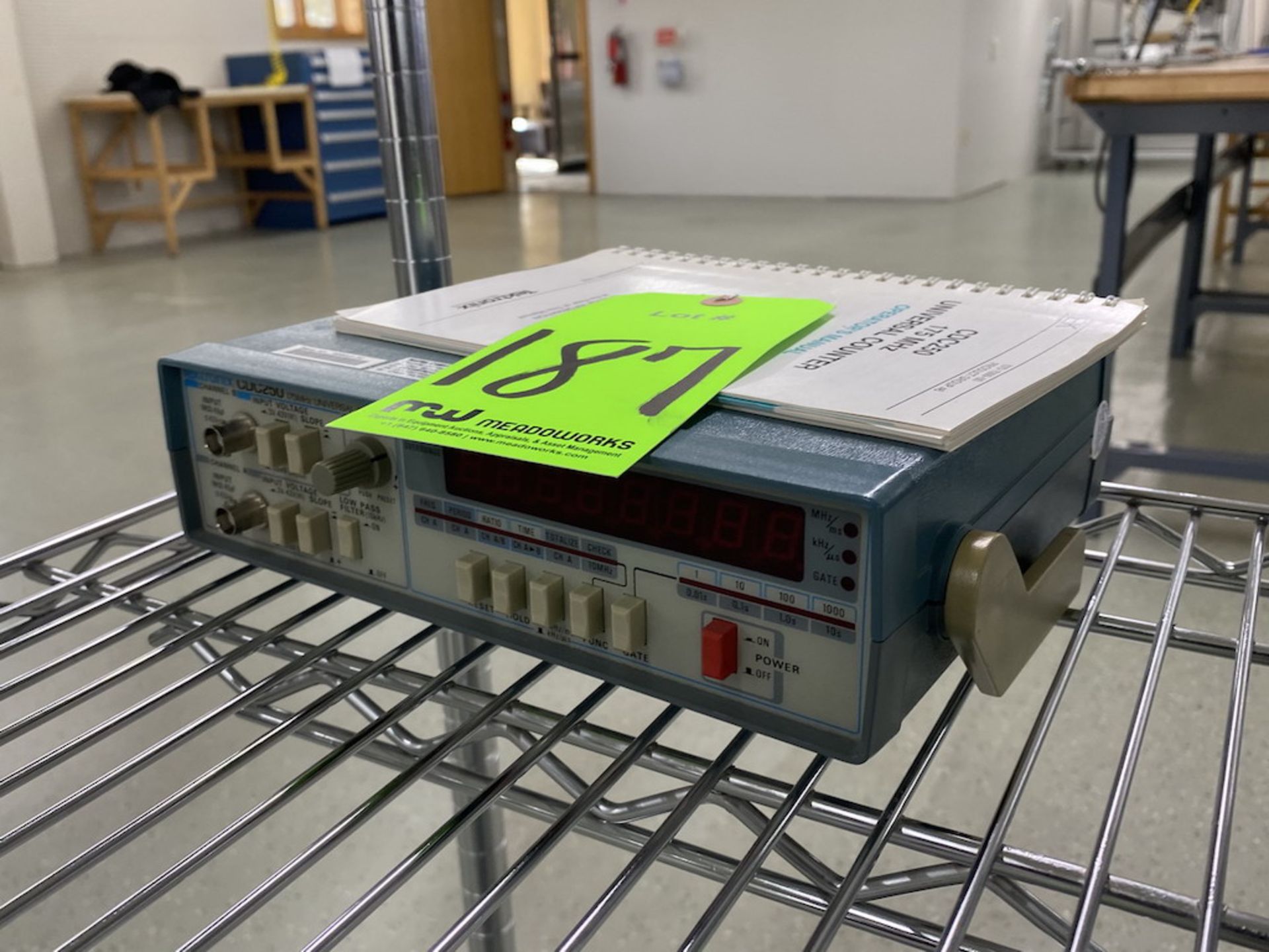 Tektronix CDC250 Universal Frequency Counter - Image 3 of 4