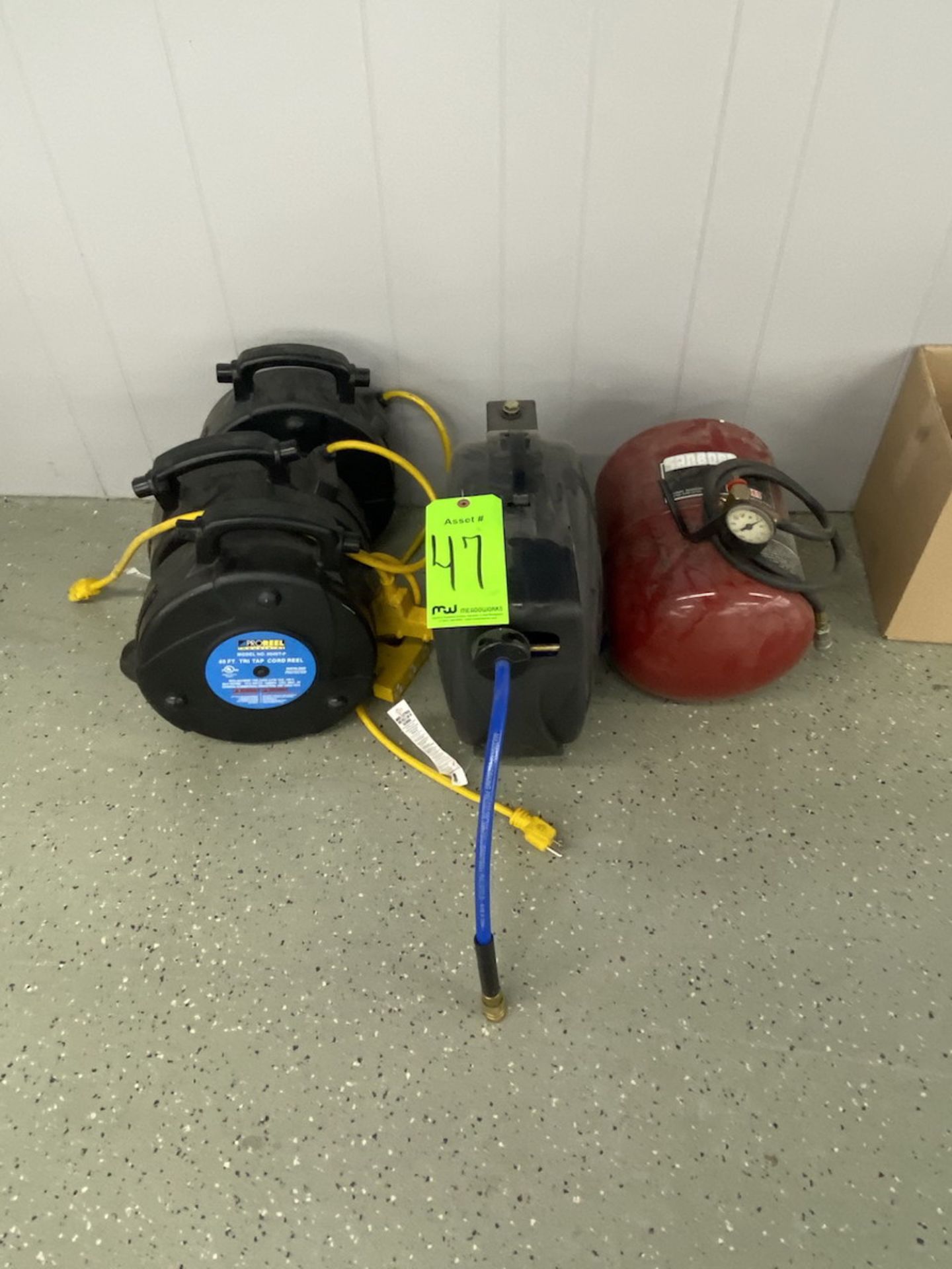 (3) Pro Reel 40' Cord Reels (1) Campbell Haus Feld 300 PSI Air Reel, (1) Sanborn 160 PSI Air Tank