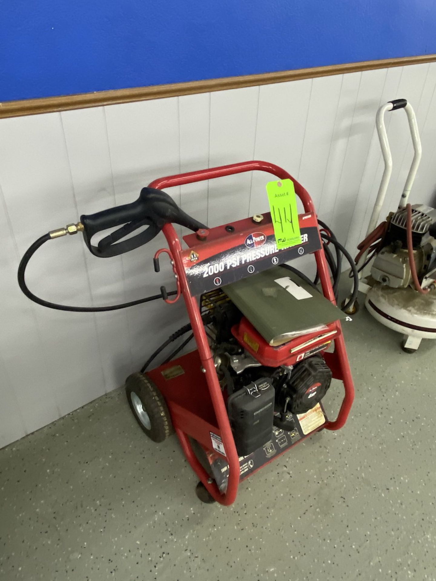 All Power Model APW5105, 2000 PSI Pressure Washer 4 HP - Image 2 of 3