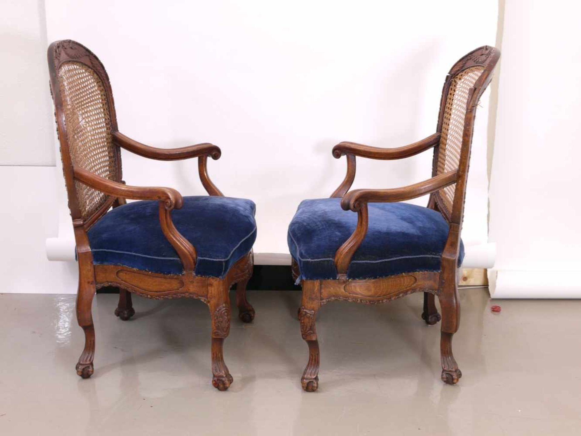 Chippendale Paar Sessel mit MarmortischZwei Chippendale Sessel mit typisch breiter Sitzfläche auf - Image 9 of 9
