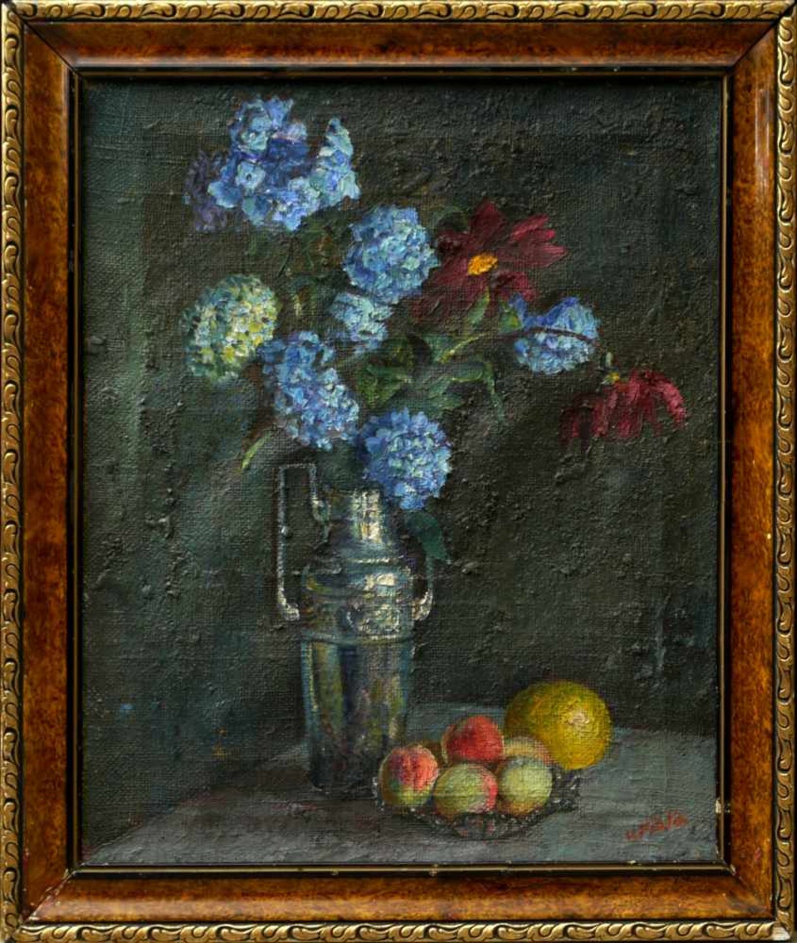Fiala, Vaclav (1896-1980) - Stillleben mit Vase und FrüchtenAnsicht einer hohen, silbernen