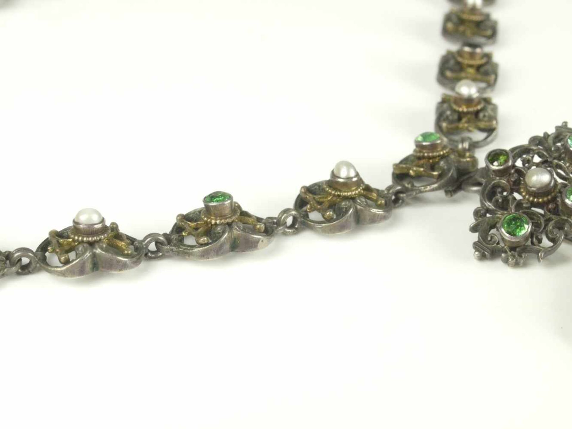 Neorenaissance Collier mit Anhänger Silber und Perlen um 1880Silber geschwärzt, Collier in - Image 3 of 9