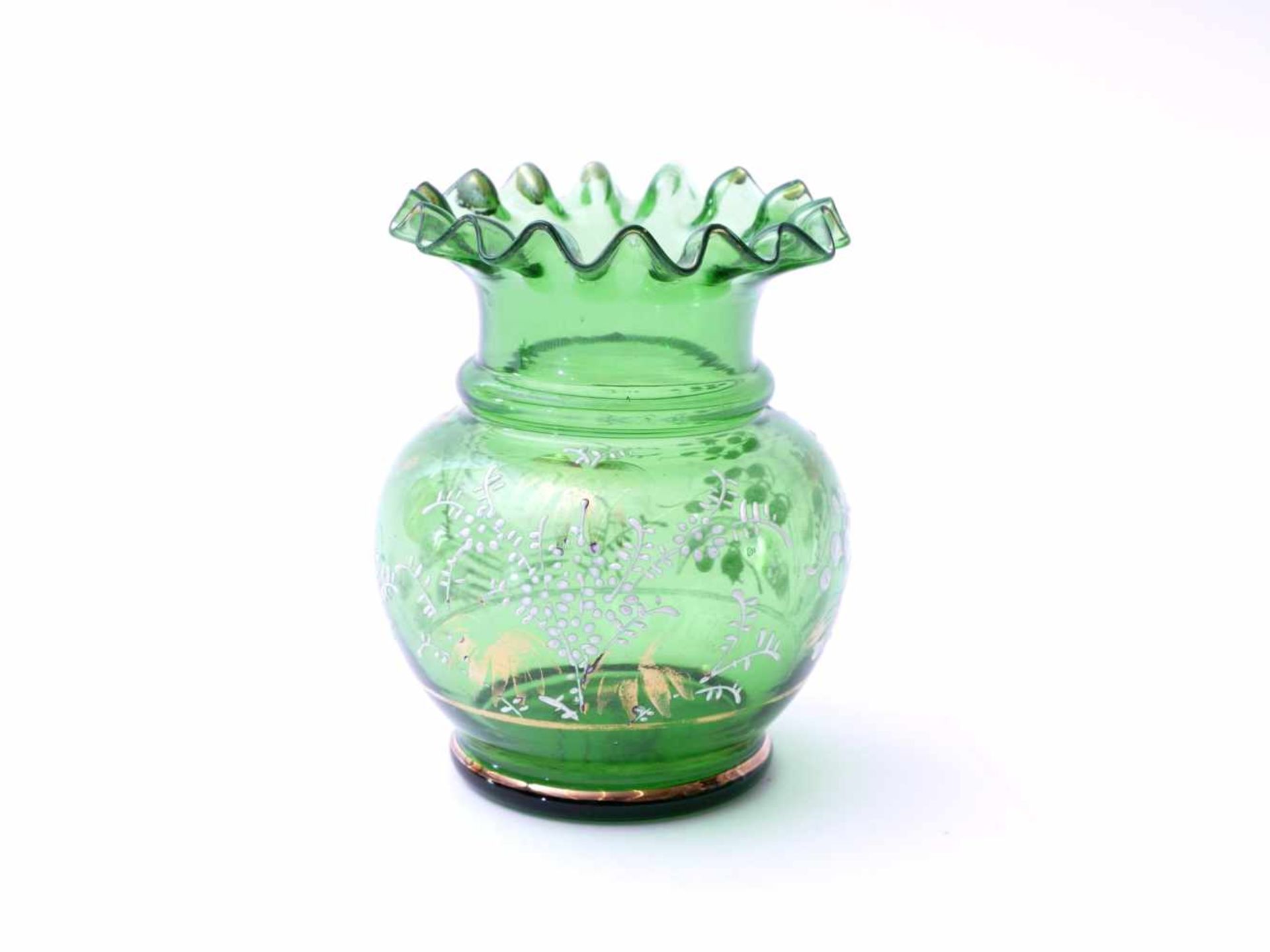 Biedermeierliche GlasvaseKugelvase aus Grünglas, Spätbiedermeier. Weite, regelmäßig gekniffene - Bild 2 aus 5