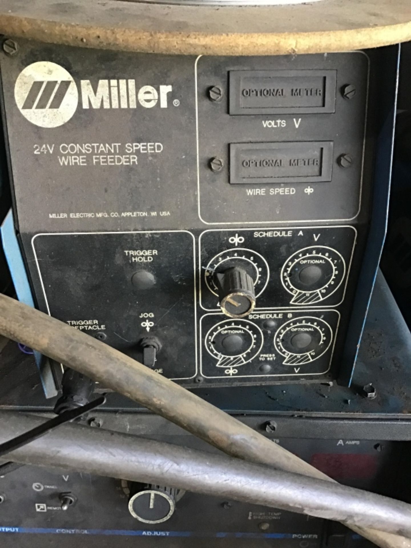 Miller Deltaweld 302 cv-dc welding power source with 24 volt constant speed wire feeder and tank - Image 2 of 3