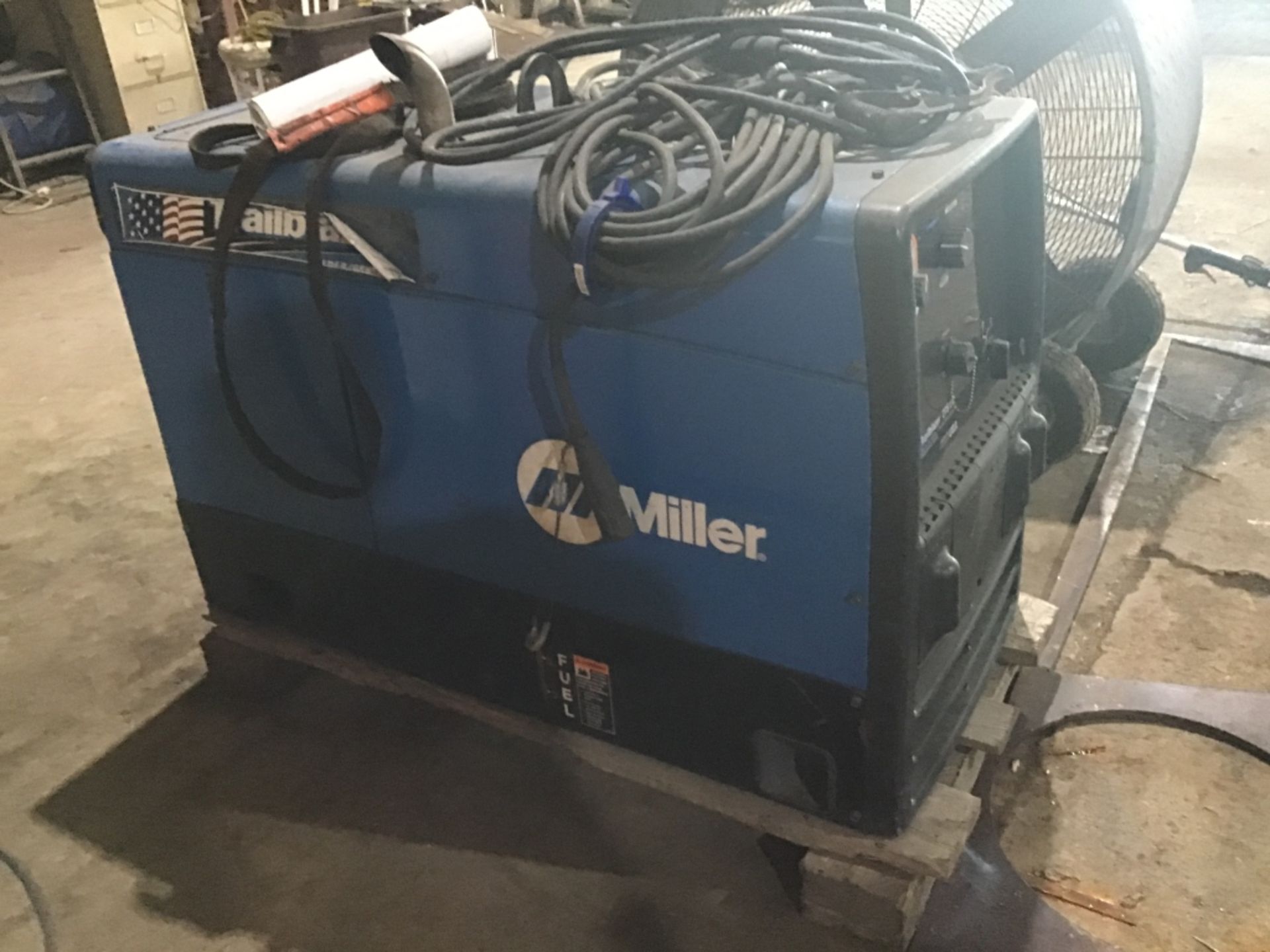 Miller trailblazer 275 DC cc/cv/,DC welder, 10,000 watt Generator - Image 3 of 5