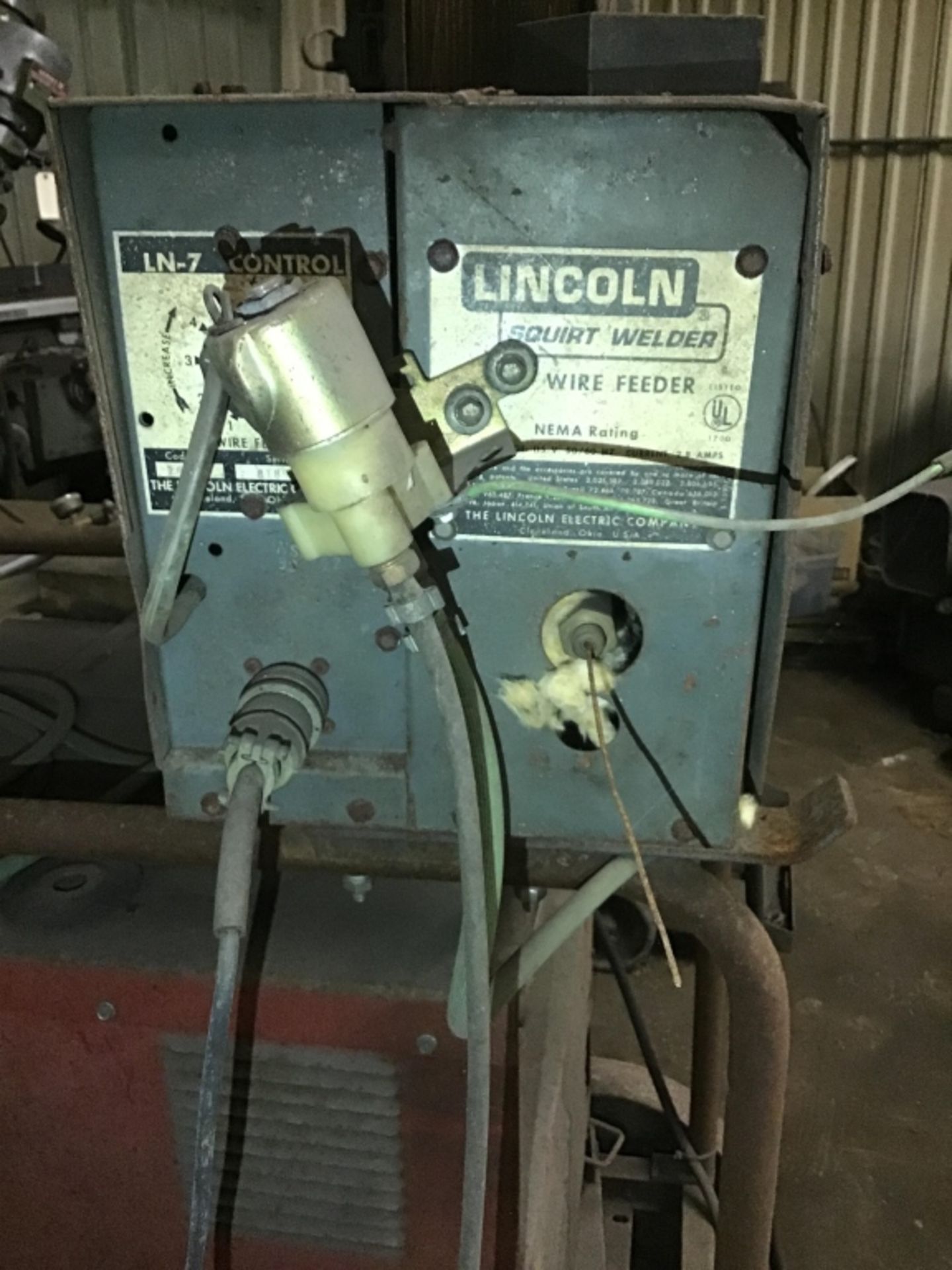 Lincoln R3S-325 constant voltage DC power source with LN-7 wire feeder - Image 2 of 3
