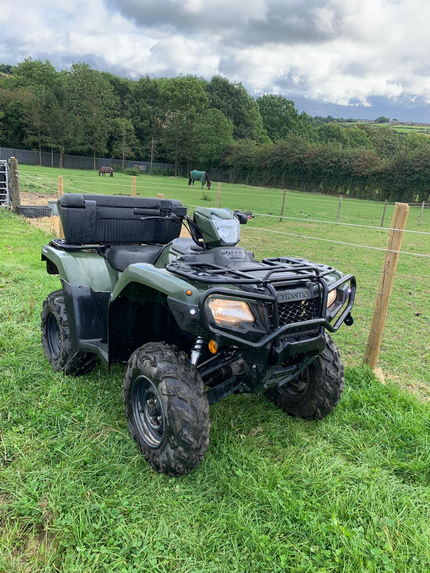 2019 HONDA TRX 500 FM 4WD QUAD 475CC PETROL, ROAD REGISTERED, SHOWING 0 FORMER KEEPERS *PLUS VAT* - Image 2 of 14