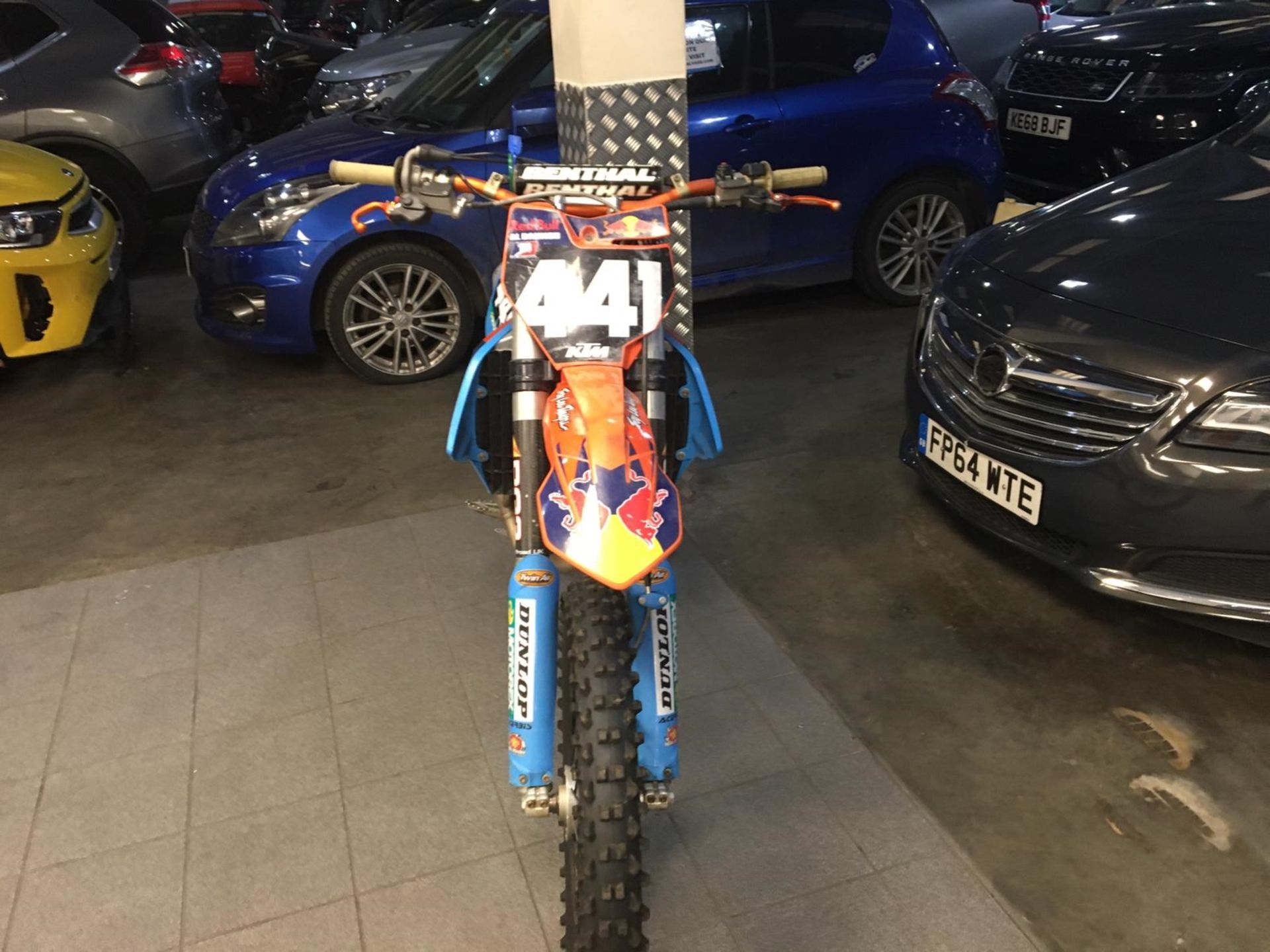 2018 KTM 250 MOTORCROSS BIKE, IN PERFECT WORKING ORDER, STARTS AND DRIVES, ELECTRIC STARTS *NO VAT* - Image 2 of 5