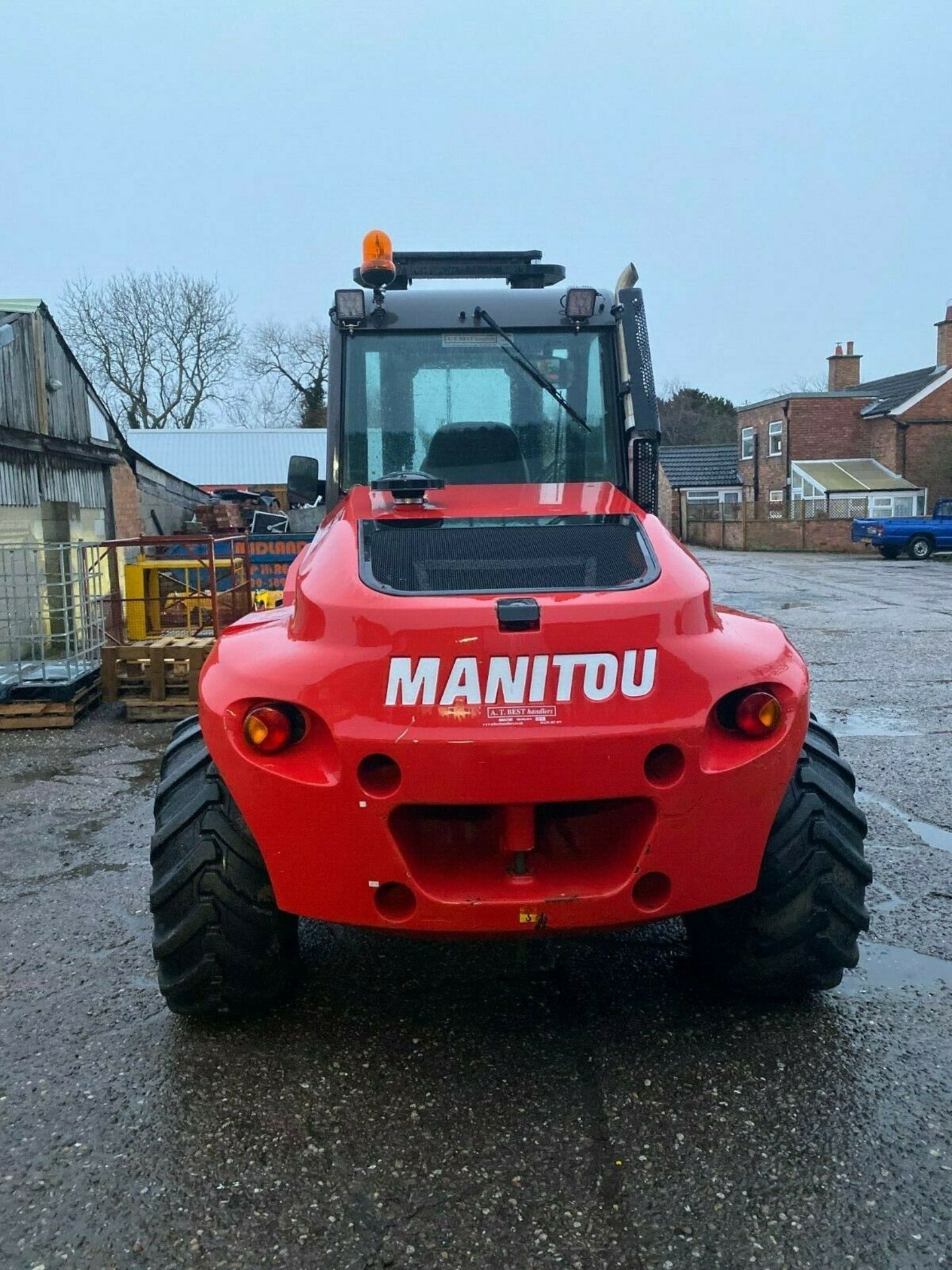MANITOU 5 TON LIFT FORKLIFT, MODEL: M50-4, ONLY 810 HOURS, WHEEL DRIVE, YEAR 2015 *PLUS VAT* - Image 2 of 8