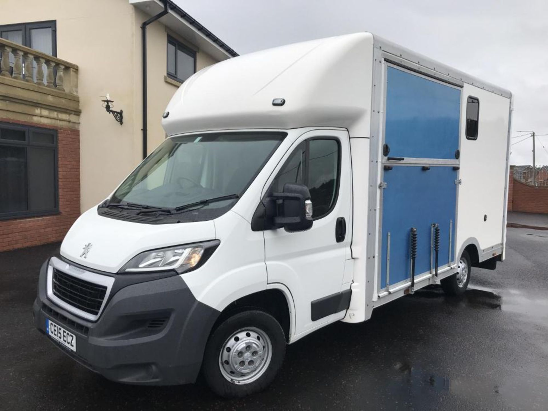 2015/15 REG PEUGEOT BOXER 335 PROFESSIONAL L3 EURO 6 HORSEBOX, SHOWING 1 FORMER KEEPER *PLUS VAT*