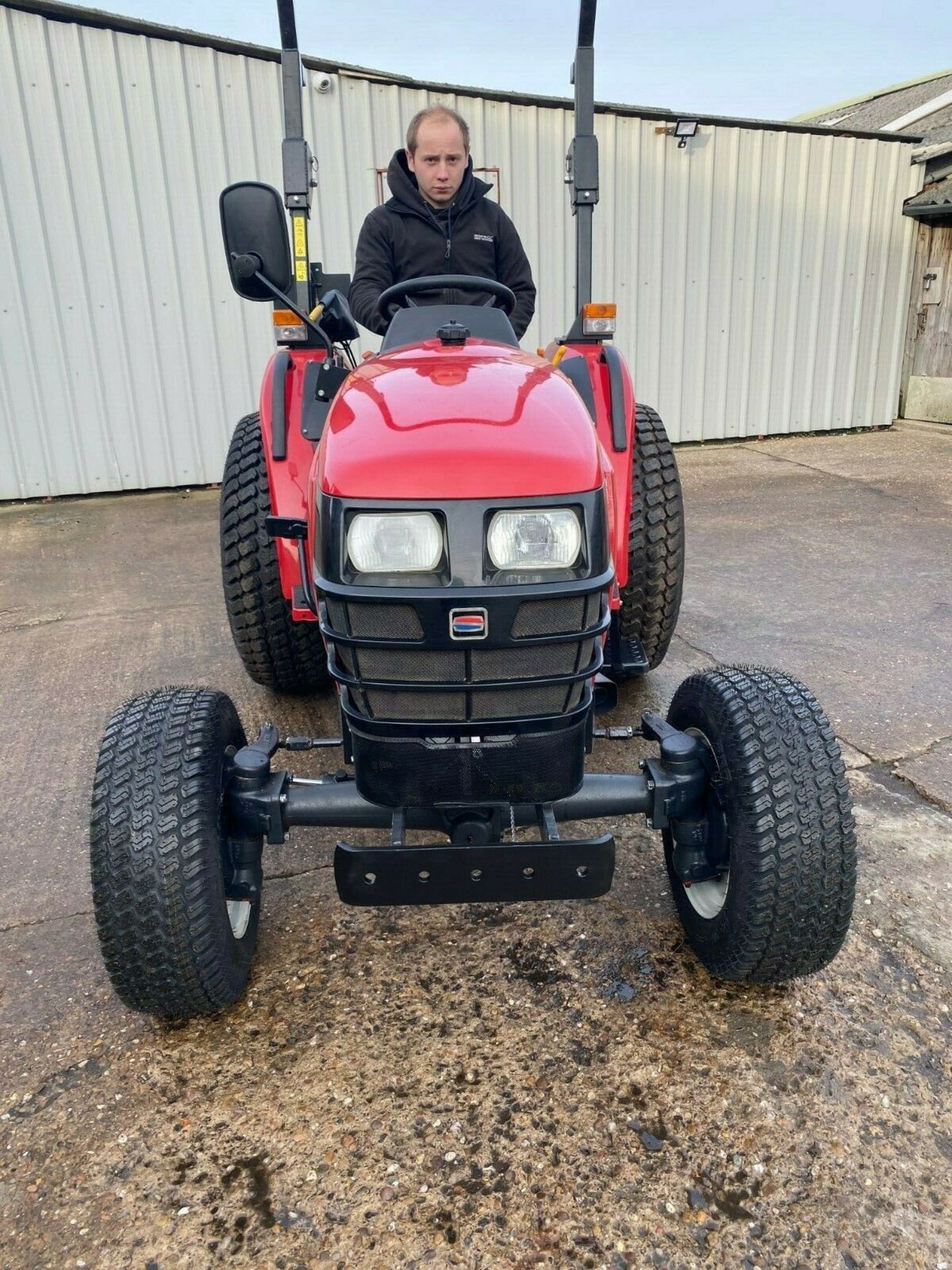 COMPACT TRACTOR SHIBAURA ST333, 33HP, 4 WHEEL DRIVE, YEAR 2012, ONLY 685 HOURS GENUINE FROM NEW - Image 4 of 9