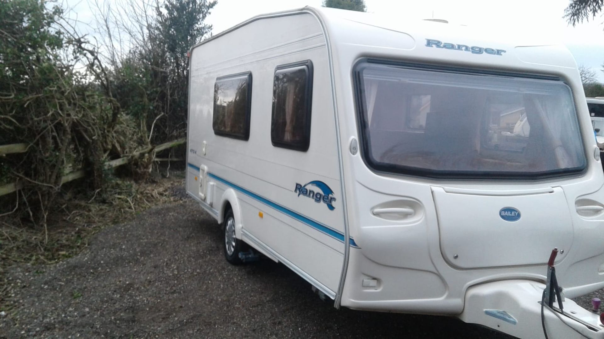 BAILEY RANGER 470/4 SINGLE AXLE 4 BERTH CARAVAN, CLEAN THROUGHOUT C/W FULL-SIZE AWNING *NO VAT* - Image 3 of 20