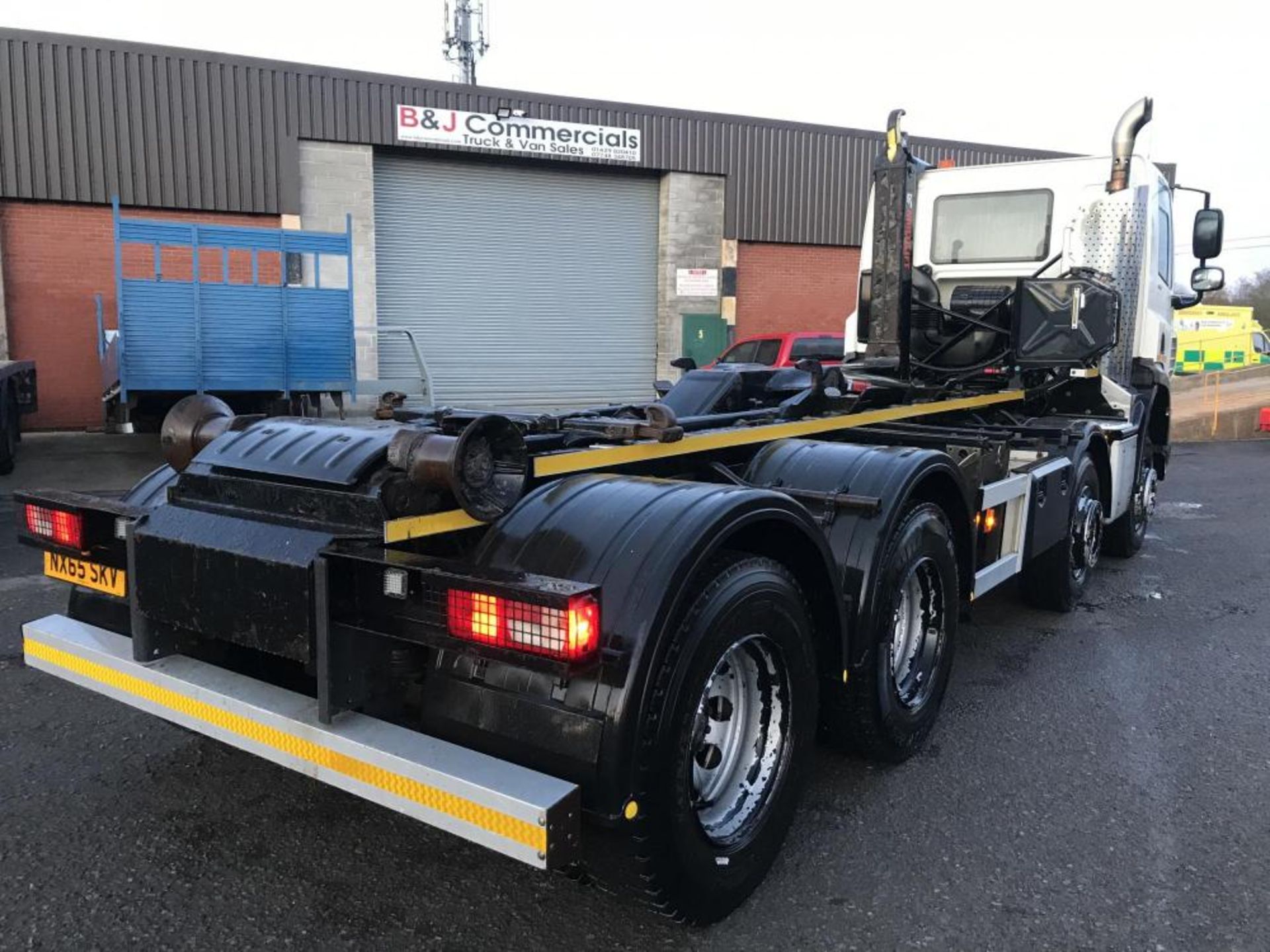 2015/65 REG DAF CF 85.400 8X4 HOOK LOADER MULTI LIFT EURO 6 AIR CONDITIONING *PLUS VAT* - Image 5 of 25