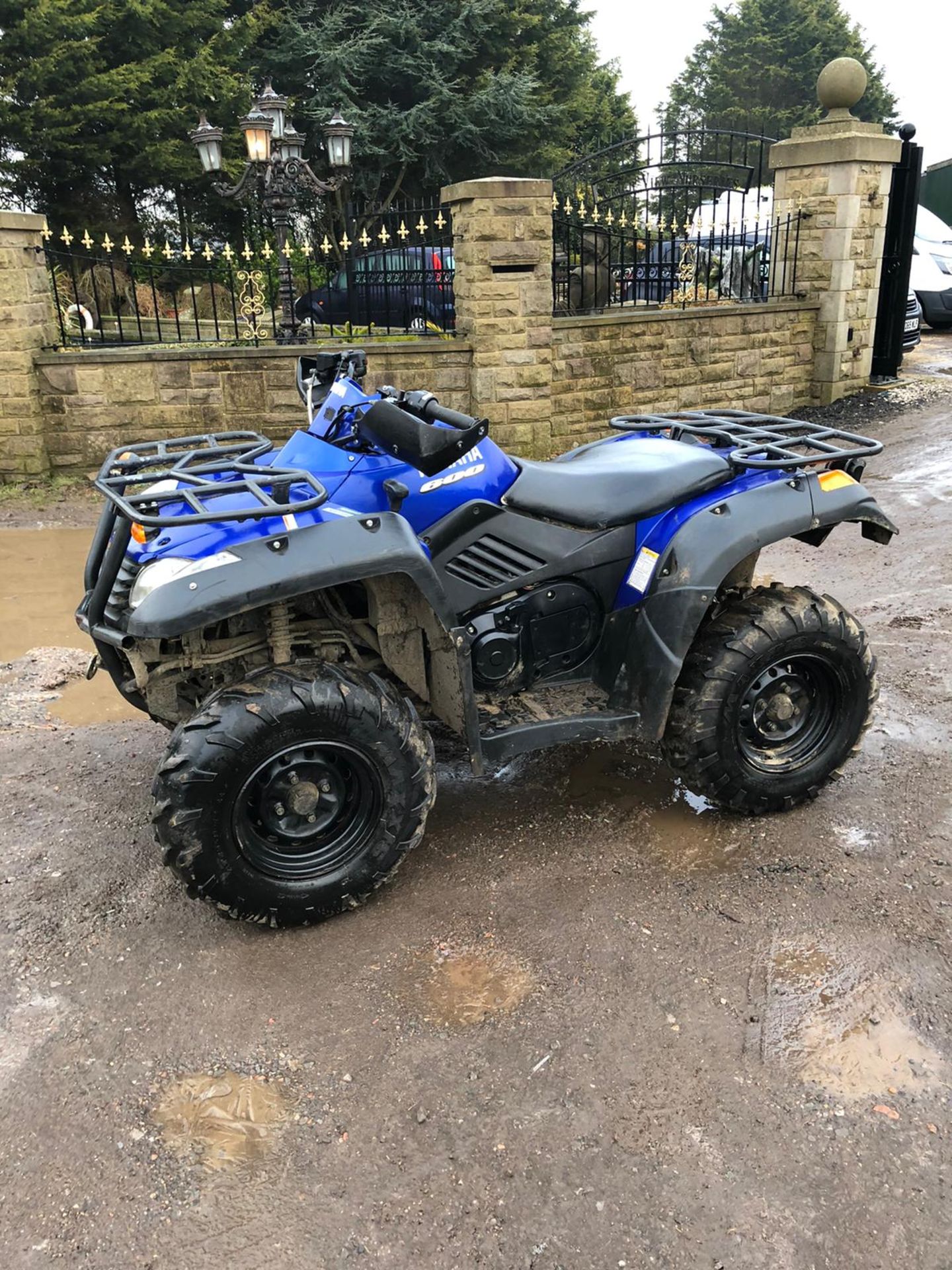 2016 CF MOTO CF 625-B 600CC FARM QUAD WITH FRONT WINCH, 4 WHEEL DRIVE, DIFF LOCK,V5 PRESENT *NO VAT* - Image 2 of 7