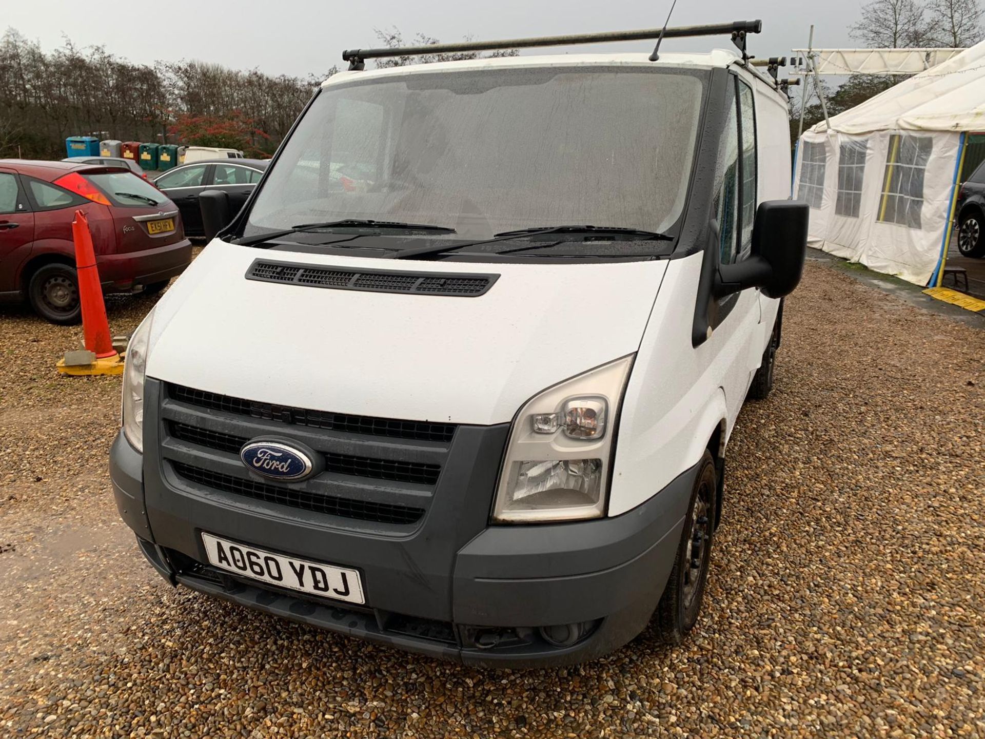 2010/60 REG FORD TRANSIT 85 T260M FWD 2.2 DIESEL WHITE PANEL VAN, SHOWING 1 FORMER KEEPER *NO VAT* - Image 2 of 13