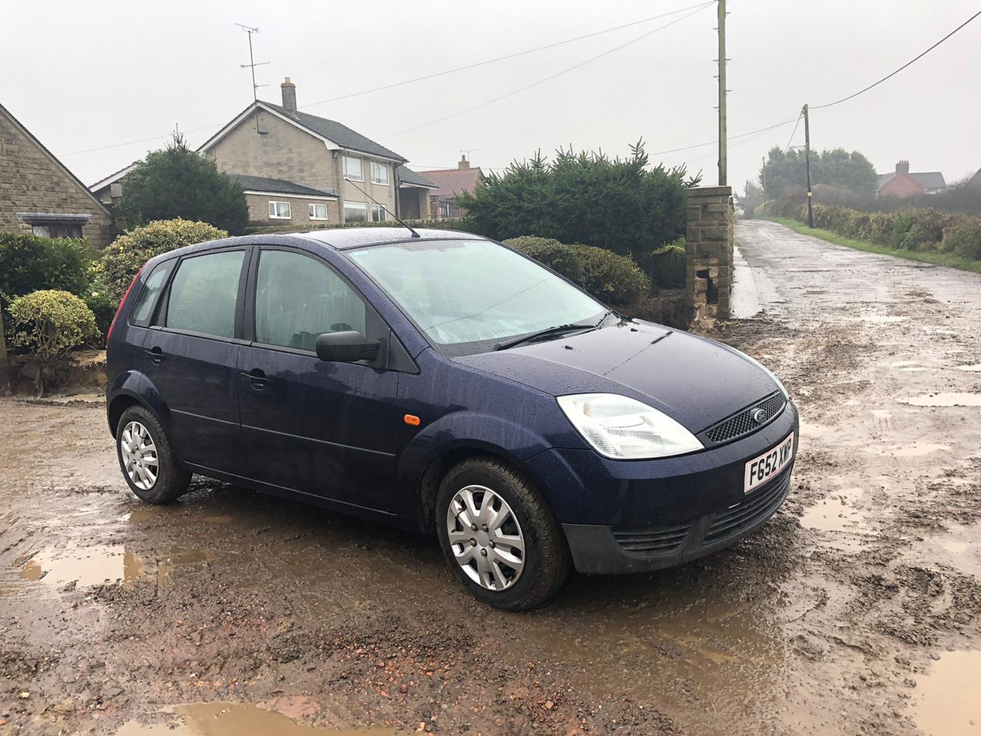 2002/52 REG FORD FIESTA FINESSE 1.3 PETROL BLUE 5 DOOR HATCHBACK, SHOWING 3 FORMER KEEPERS *NO VAT*